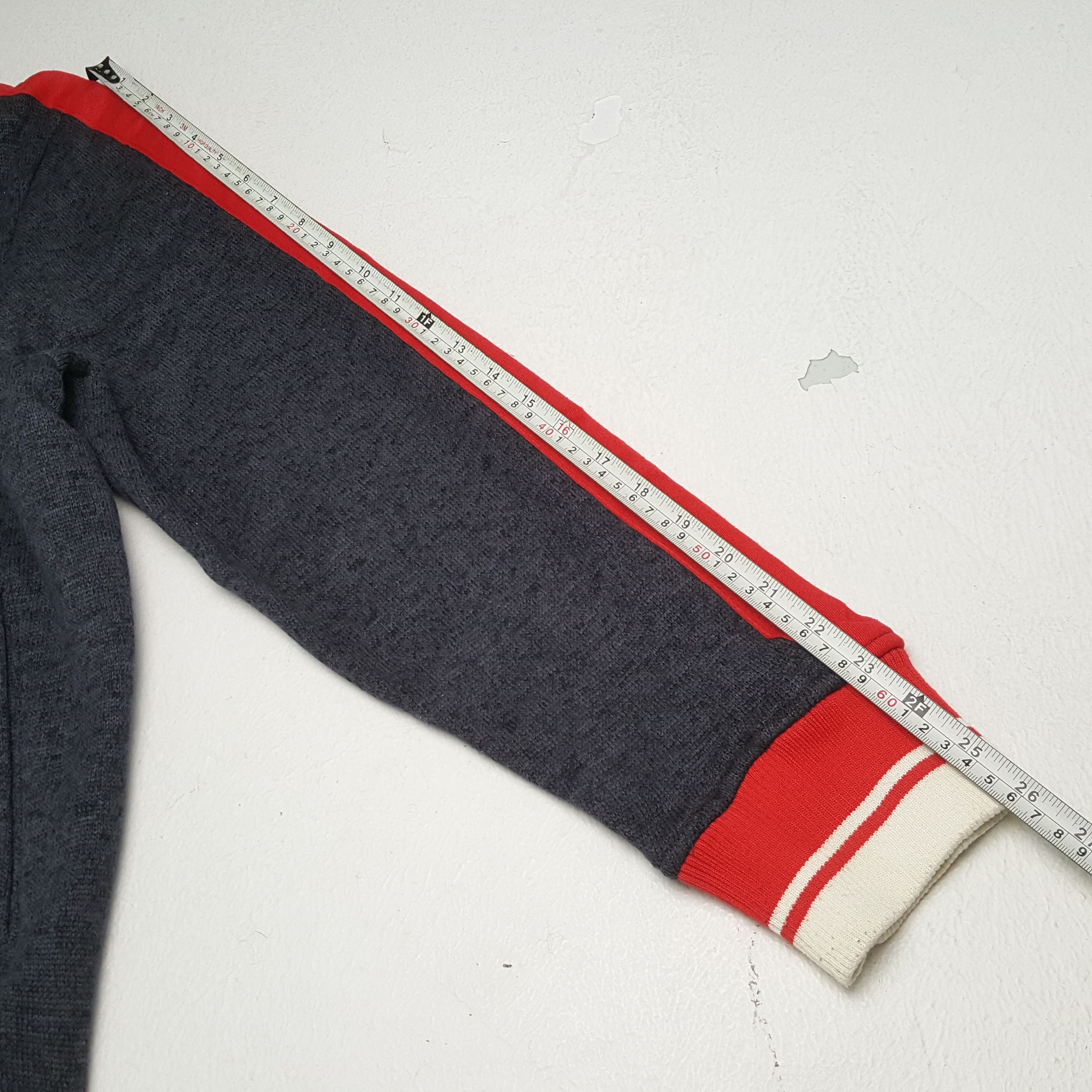 NHL × Vintage Vintage CCM Detroit Red Wings NHL Team Sweater Jacket Size US L / EU 52-54 / 3 - 6 Thumbnail