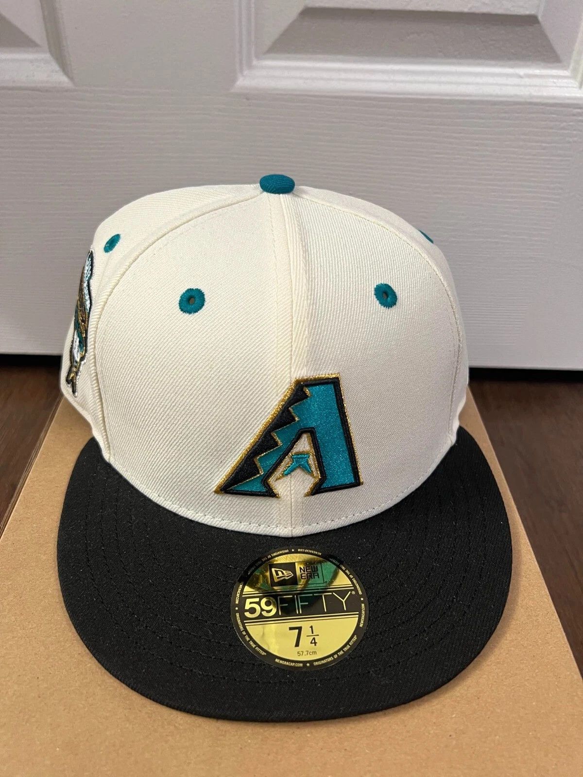 Hat Club Size 7 1/4 - Hat Club Exclusive Arizona Diamondbacks Tropics Size ONE SIZE - 1 Thumbnail