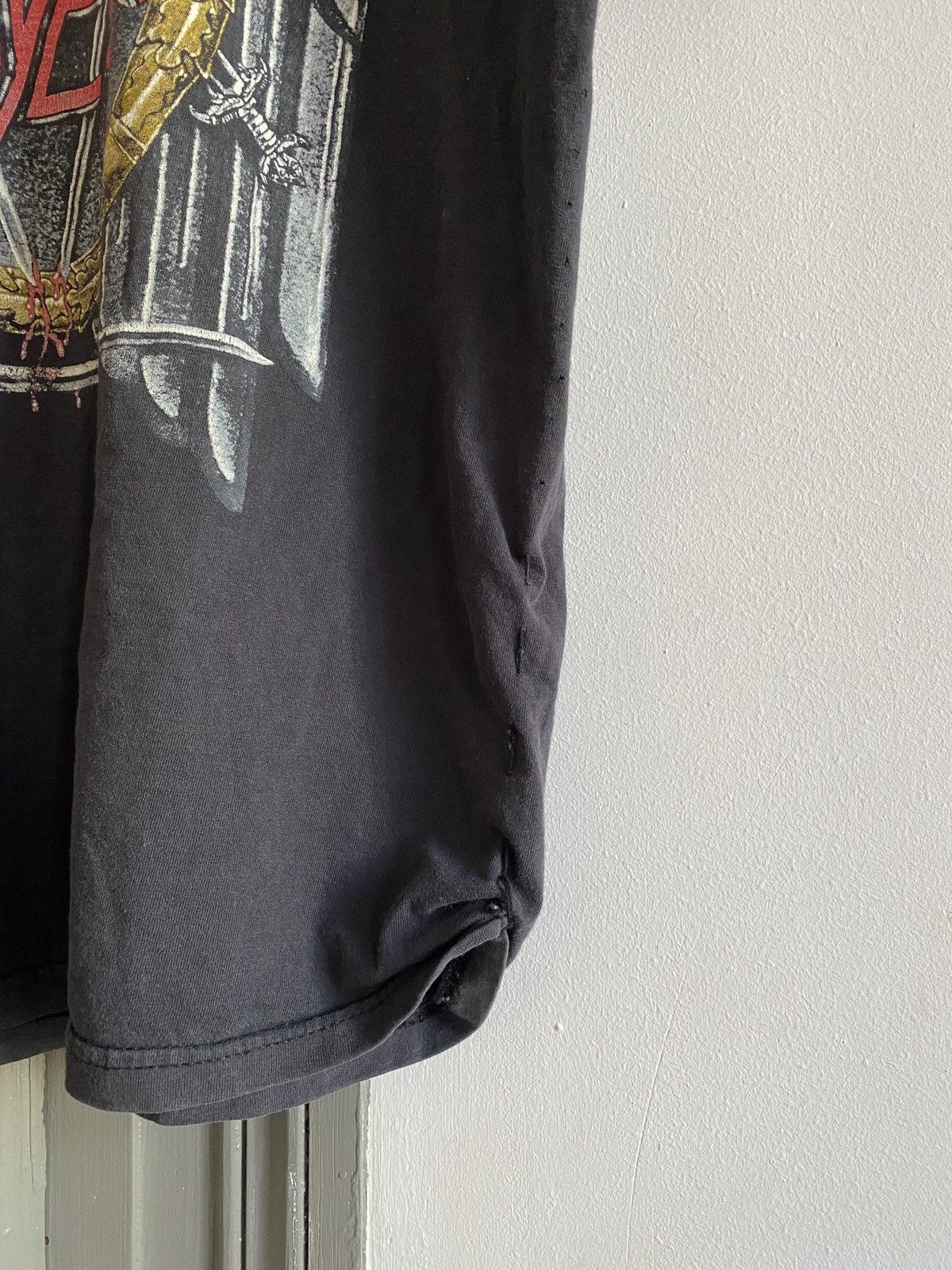 Band Tees × Slayer × Vintage Vintage Trashed Slayer 2008 Cut Sleeves Tee Size US M / EU 48-50 / 2 - 7 Thumbnail