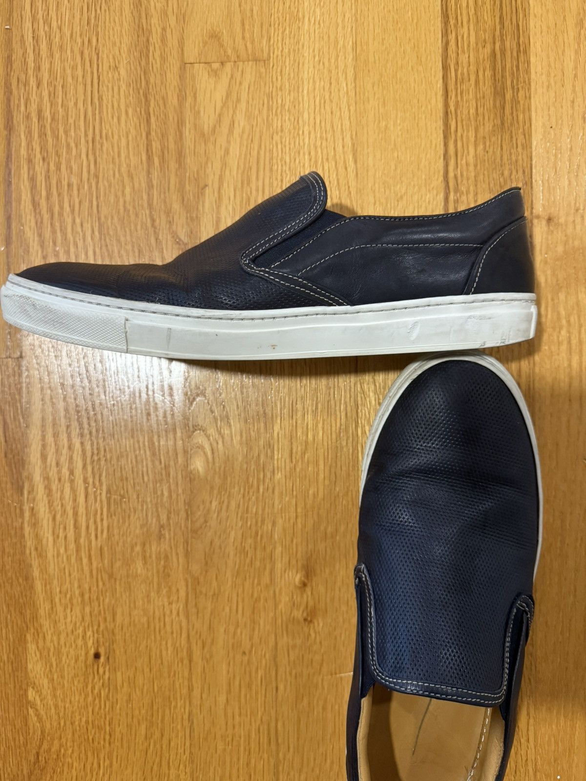 Saks Fifth Avenue Saks Fifth Avenue Men’s Slip-On Leather Shoes Size 10 Size US 10 / EU 43 - 6 Thumbnail