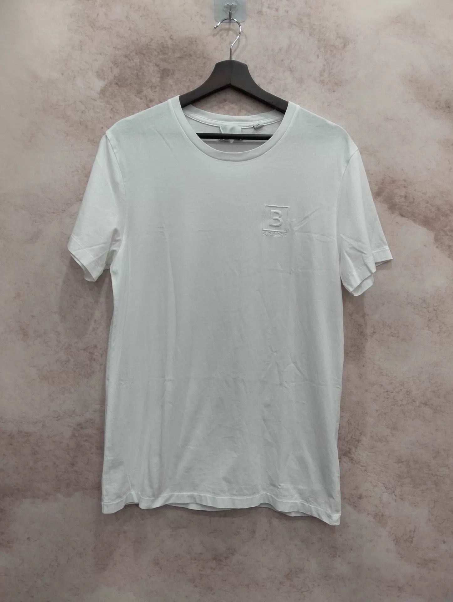 Burberry Burberry White Embroidered B Logo Crewneck T-Shirt M Size US M / EU 48-50 / 2 - 1 Thumbnail
