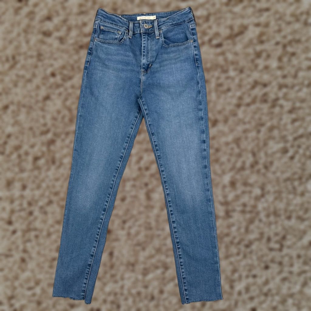 Levi's VINTAGE Levi's Jeans Women 27 Blue Denim Skinny High Rise 721 Big E Cotton 25x26 Jeans Size 27" / US 4 / IT 40 - 1 Thumbnail
