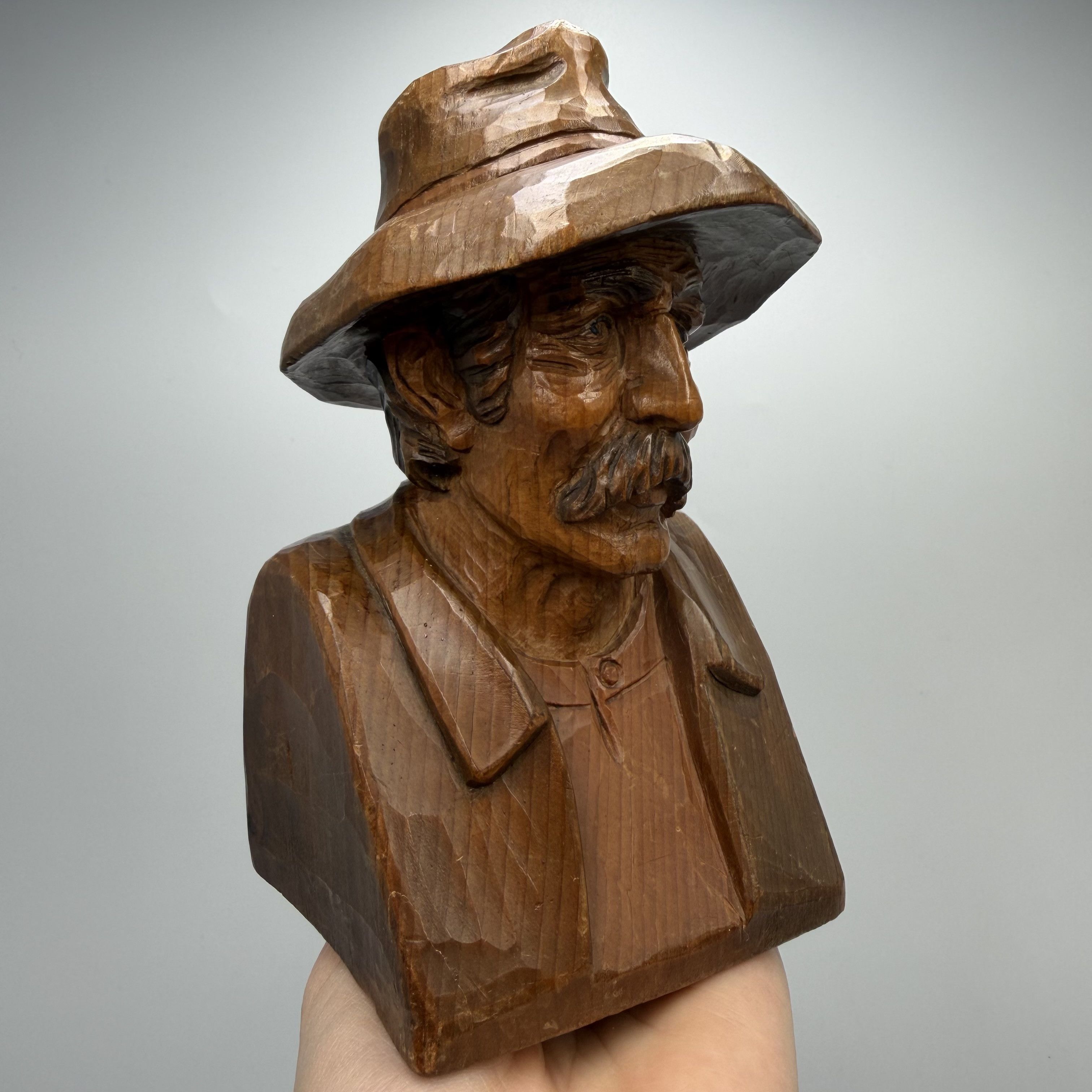 Vintage Antique Hand-Carved Wooden Hutsul Peasant Bust Folk Art Size ONE SIZE - 2 Thumbnail