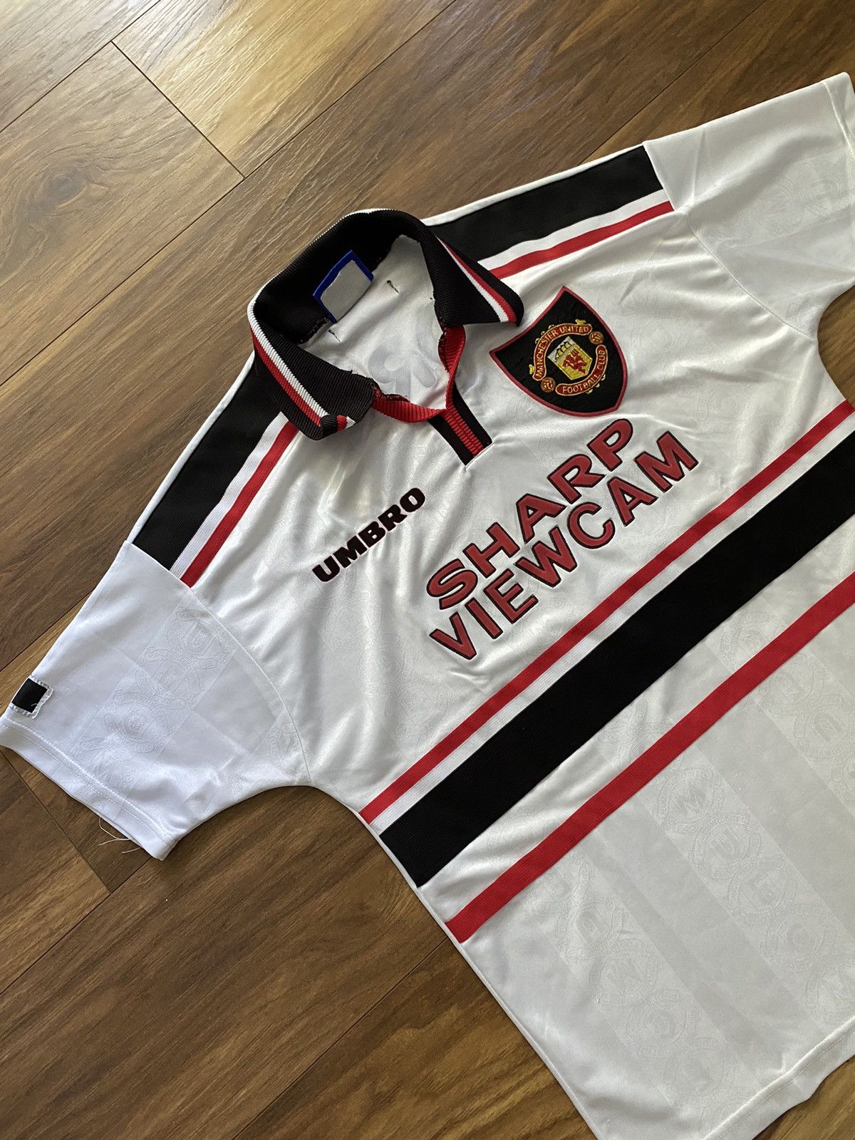 Umbro × Vintage Manchester United 1997 - 1999 shirt jersey Umbro Yorke #19 Size US M / EU 48-50 / 2 - 3 Thumbnail