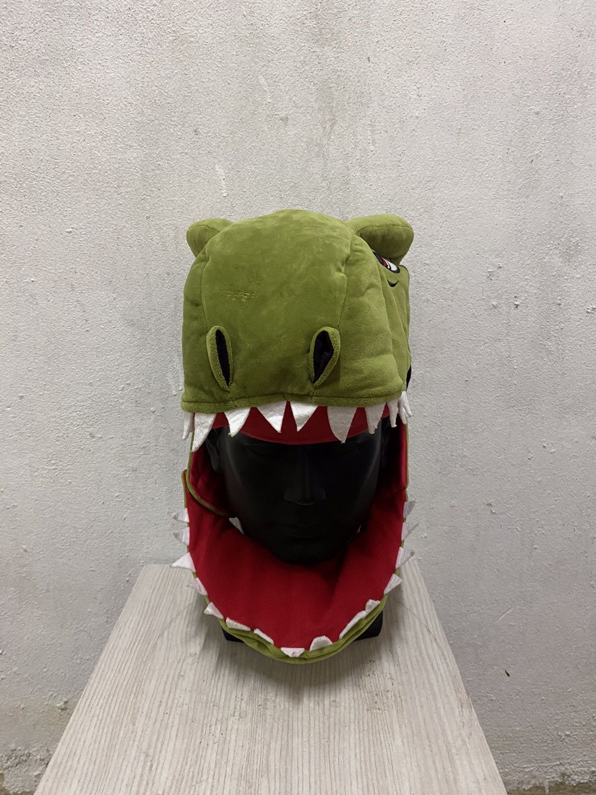 Disney × Vintage Trex Mascot Beanie Hat Size ONE SIZE - 2 Thumbnail