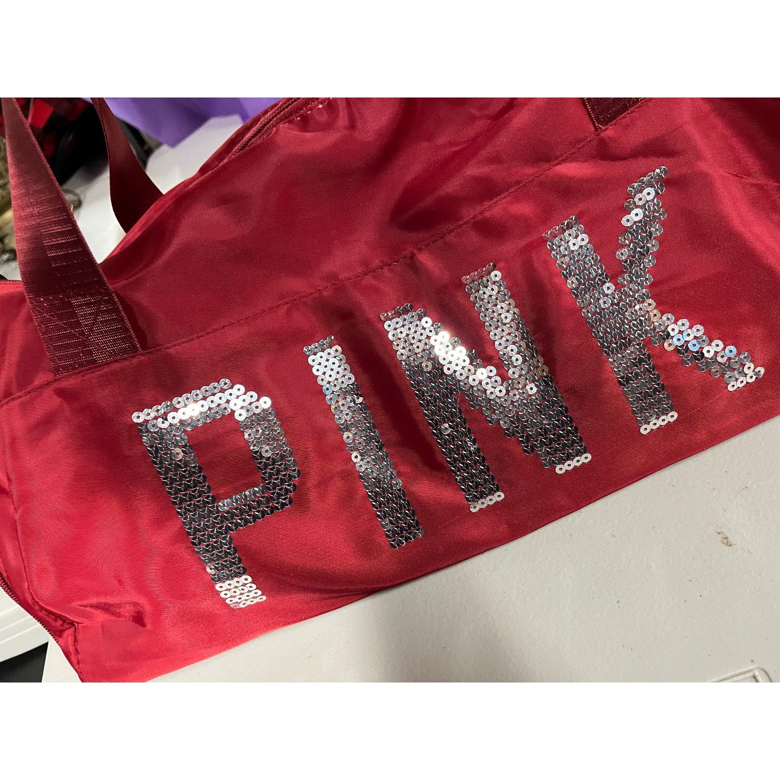 Victoria's Secret Victoria’s Secret PINK Sequin Duffel Gym Bag Waterproof Size ONE SIZE - 2 Thumbnail