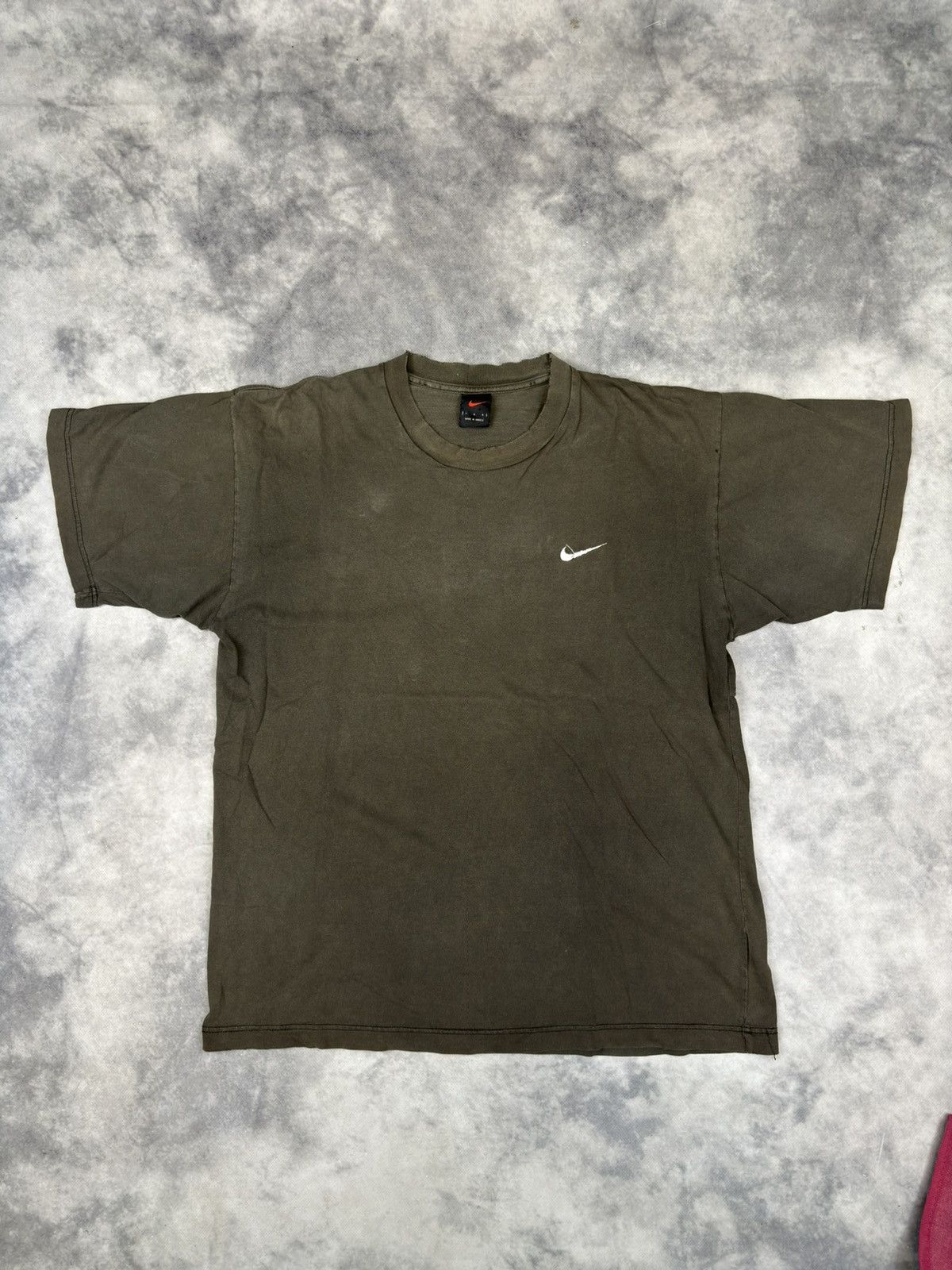 Nike × Vintage Crazy 90s Vintage Nike Swoosh Faded Black Boxy Tshirt tee Size US L / EU 52-54 / 3 - 1 Thumbnail