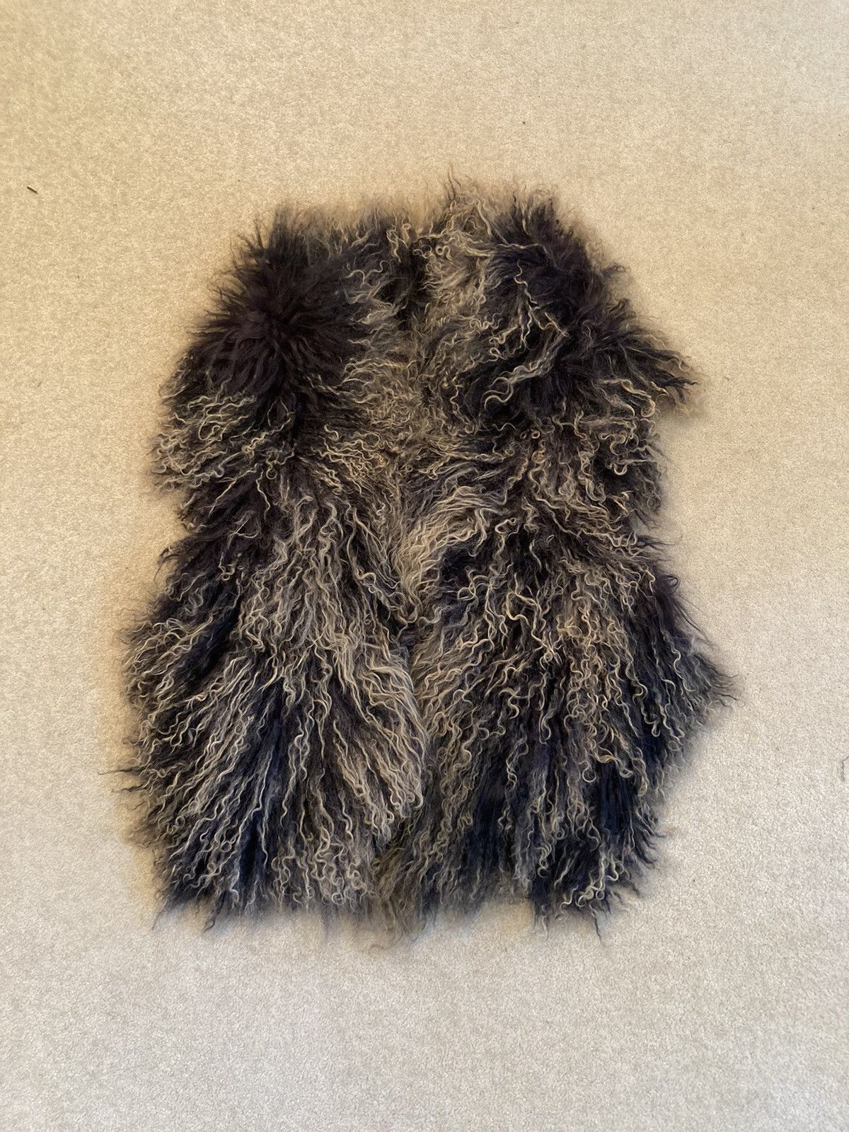 Le Grande Bleu (L.G.B.) L.G.B Tibet lamb fur vest Size US S / EU 44-46 / 1 - 3 Thumbnail