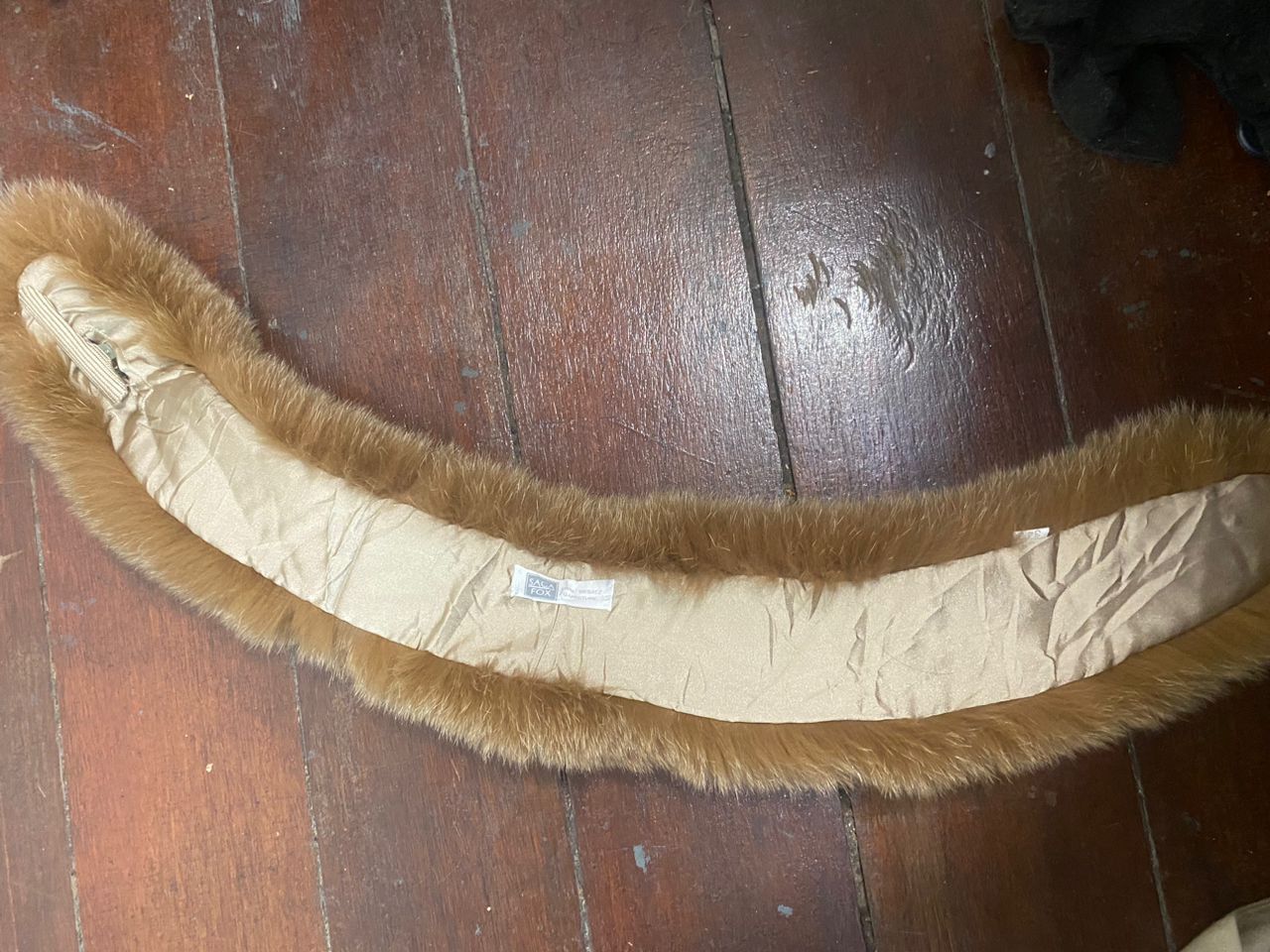 Designer Unisex🔥Saga fox fur muffle Size 28 - 12 Thumbnail