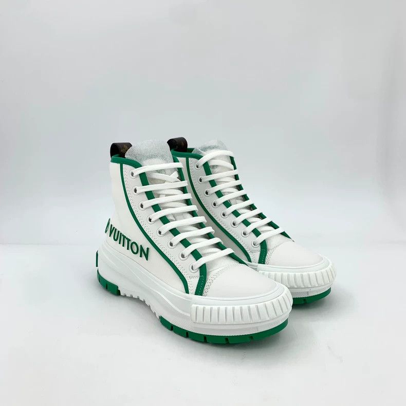 Louis Vuitton Louis Vuitton White platform lace-up casual high-top sneak Size US 4.5 / IT 34.5 - 2 Thumbnail