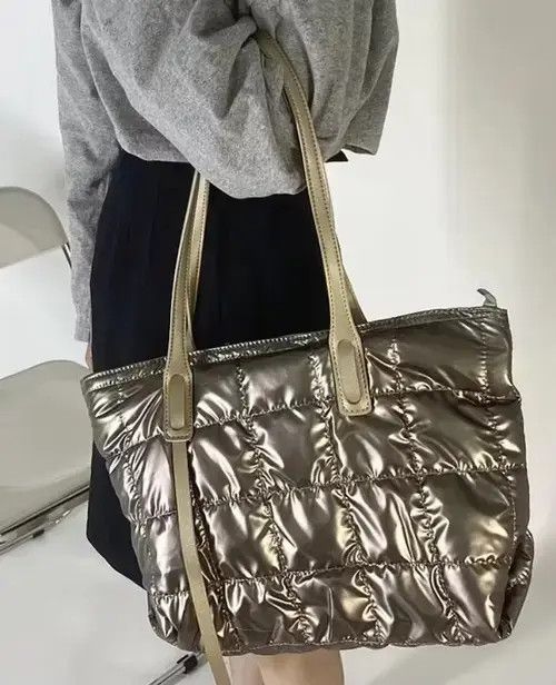 Japanese Brand Fashion y2k unisex quilted shoulder tote bag Size ONE SIZE - 2 Thumbnail