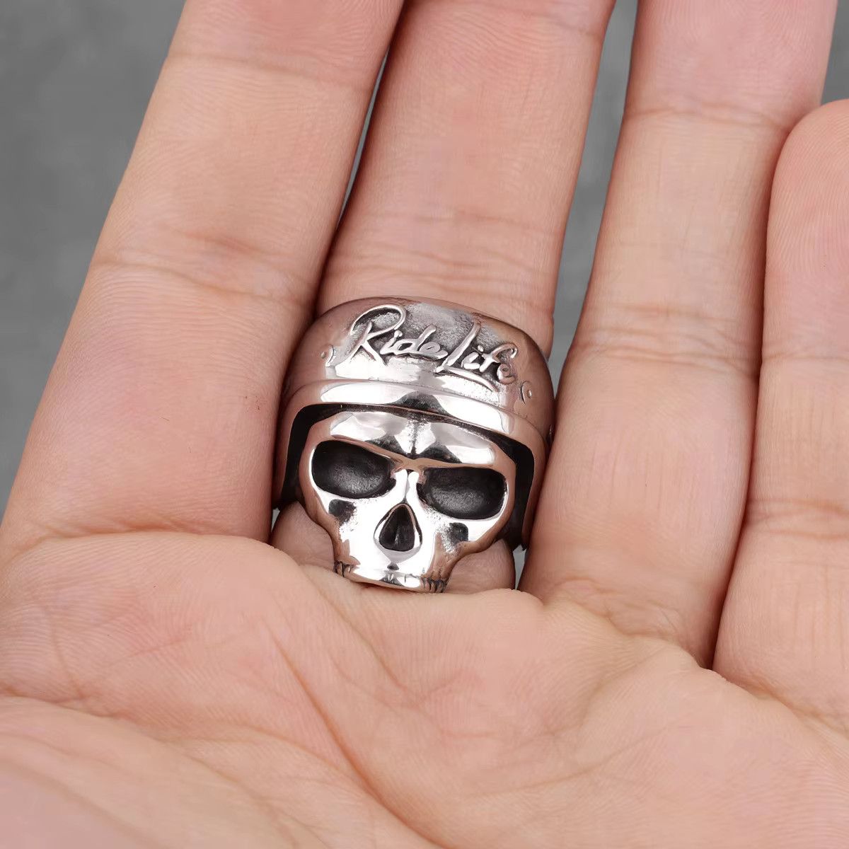 Jewelry Rider Life Skull Ring Size ONE SIZE - 2 Thumbnail