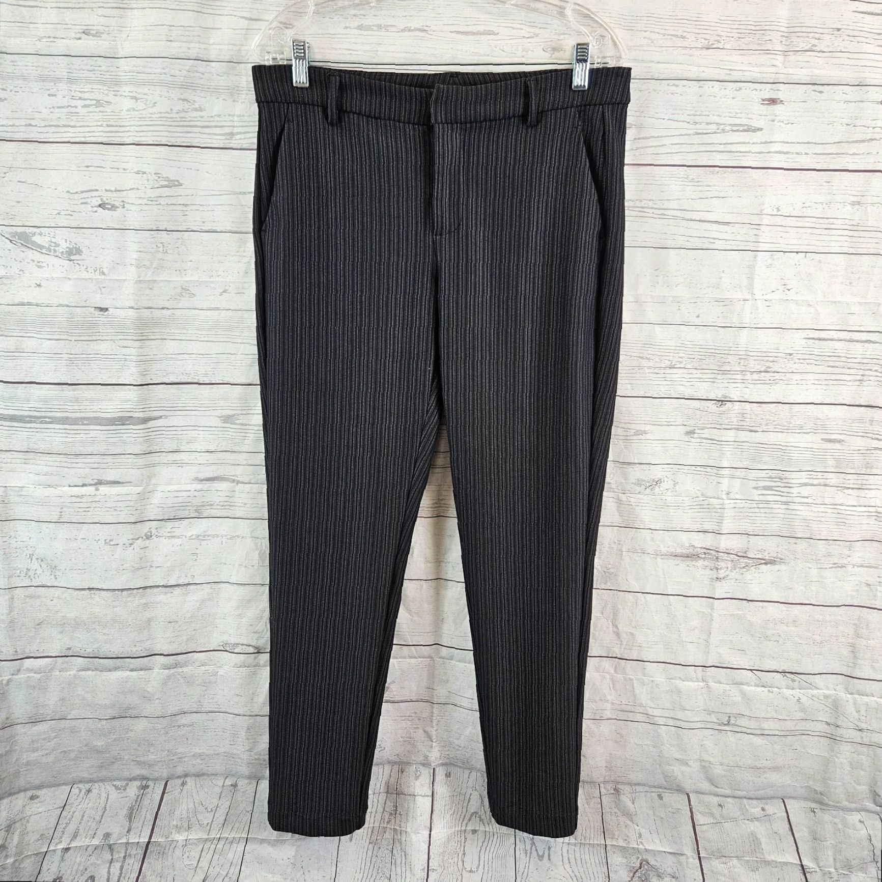 Vintage Liverpool Womens Skinny Pants Sz 8 Black White Stripe Mid Rise Rayon Blend Dress Pants Pants Womens Striped 8 Black Mens? Size 30" / US 8 / IT 44 - 2 Thumbnail