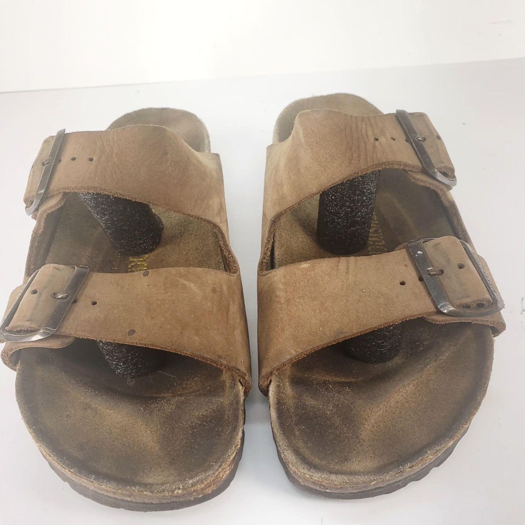 Birkenstock Birkenstock Arizona Sandals Tan Suede Size 38 Women 7 Buckle Flat Slide Unisex? No—Women Accessories? Size US 7 / IT 37 - 3 Thumbnail