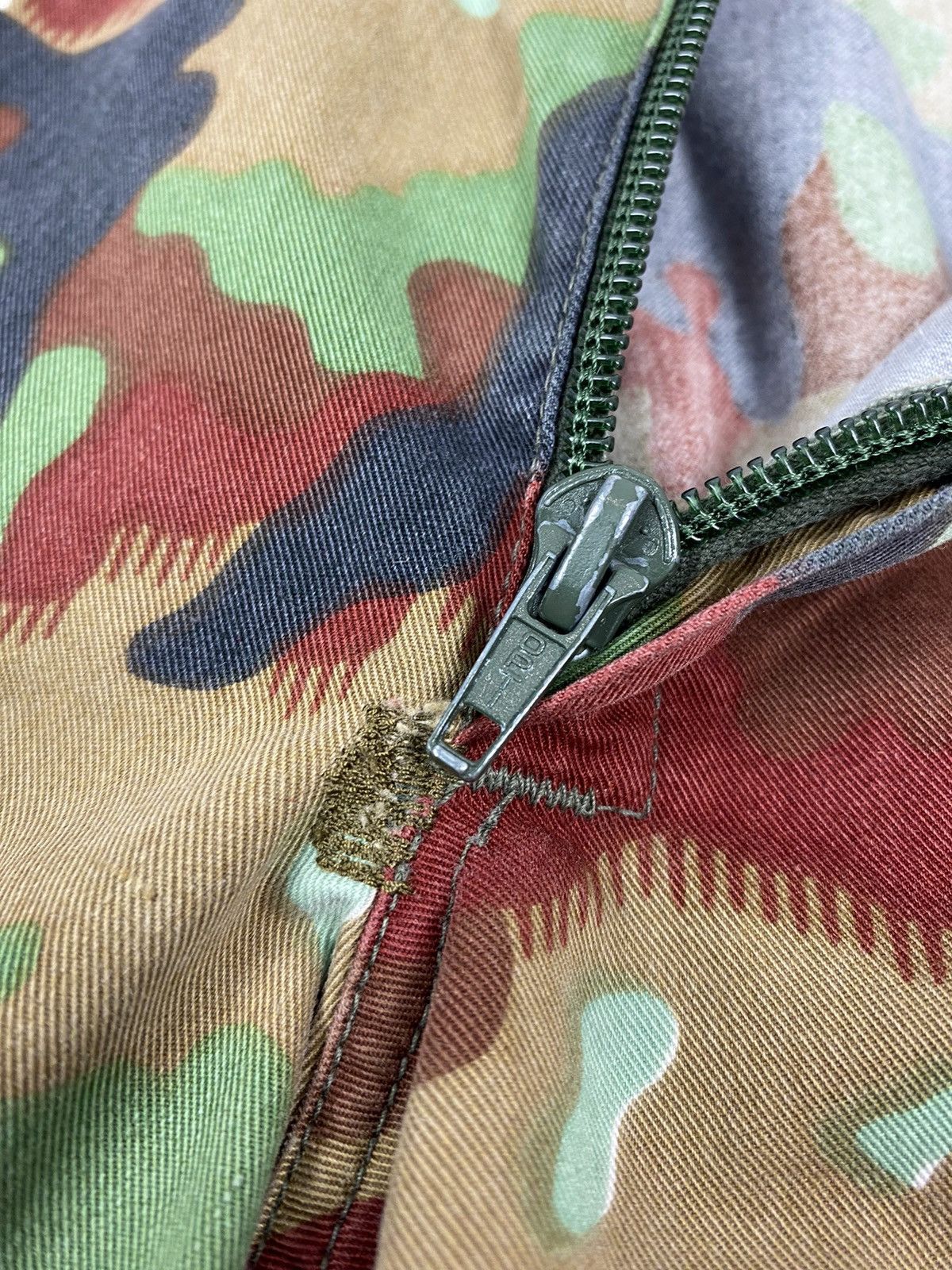 Vintage 1980’s Vintage Swiss Army Alpenflage Pizza Camo Cargo Pants Size US 32 / EU 48 - 6 Thumbnail