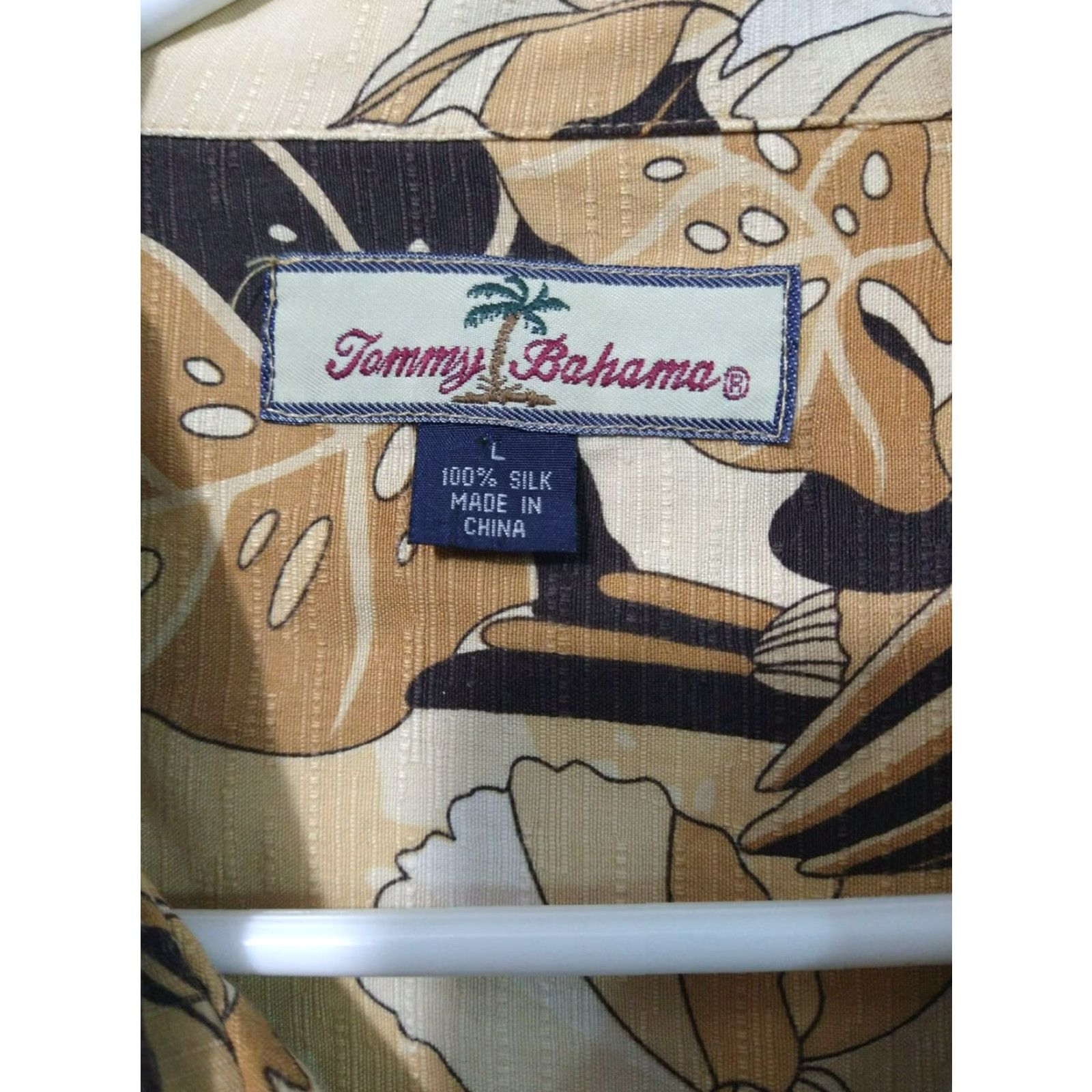 Tommy Bahama Tommy Bahama Shirt Mens Large Silk Floral Hawaiian Button Up Short Sleeve Shirt Size US L / EU 52-54 / 3 - 5 Thumbnail
