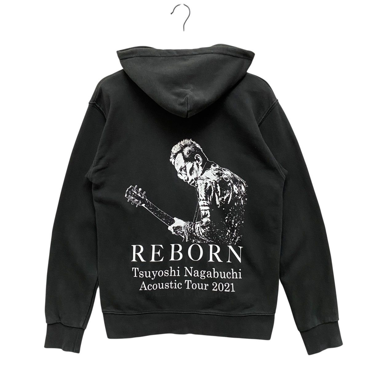 Japanese Brand Tsuyoshi Nagabuchi Reborn Acoustic Tour 2021 Hoodie Merch L Size US L / EU 52-54 / 3 - 1 Thumbnail