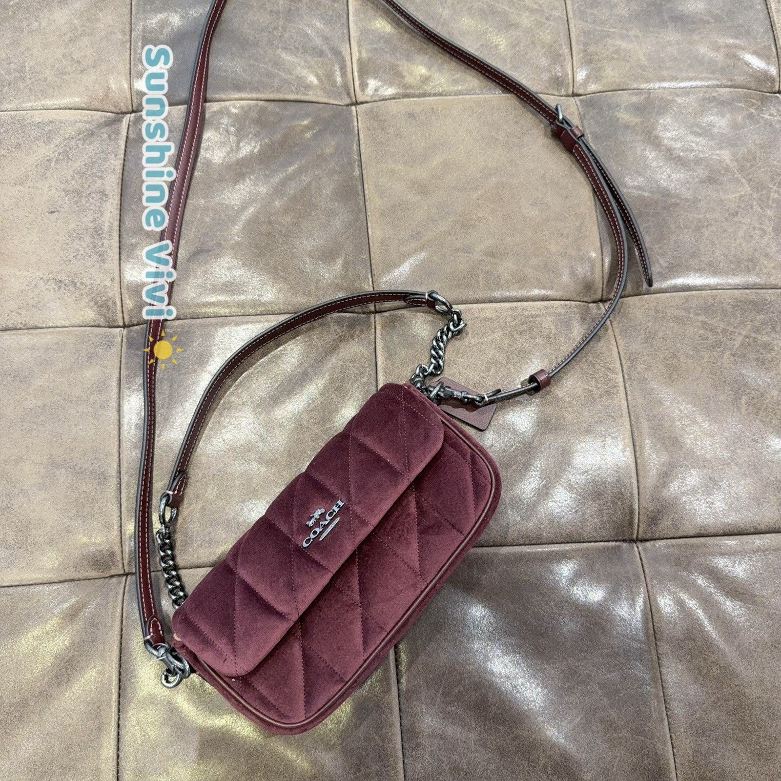 Coach NWT COACH Hailey Flap Bag Velvet Quilting Burgundy CCE13 Size ONE SIZE - 4 Thumbnail