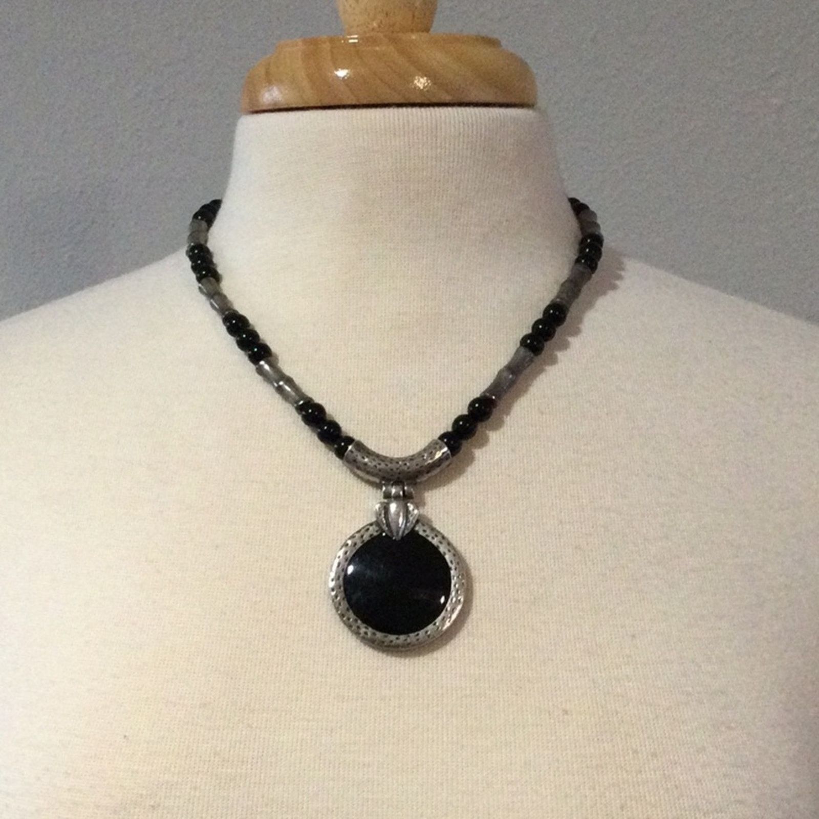 Chicos Chico's Vintage Silver Tone Pendant Necklace Size ONE SIZE - 1 Thumbnail