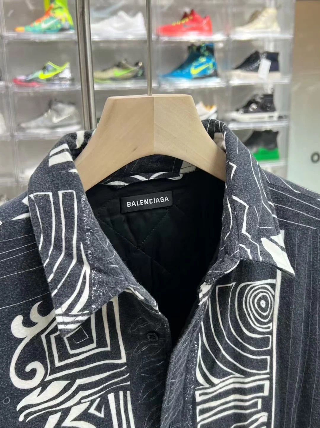 Balenciaga Balenciaga short-sleeved down jacket Size US S / EU 44-46 / 1 - 3 Thumbnail