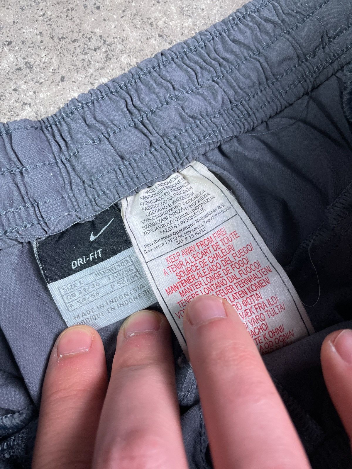 Nike × Vintage Vintage Y2K Nike parachute Drill track baggy pants Size US 34 / EU 50 - 6 Thumbnail