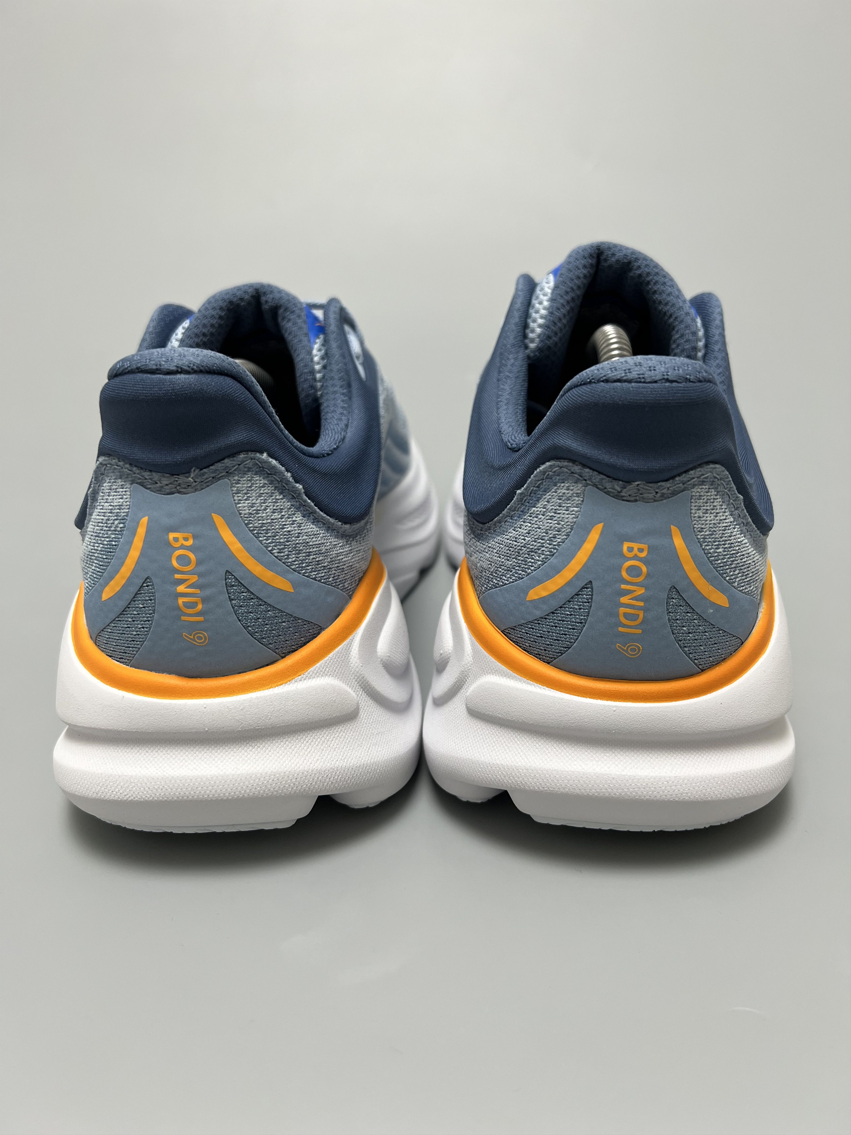Hoka 8.5D Hoka One One Bondi 9 Running Shoes Walking Gym Size US 8.5 / EU 41-42 - 3 Thumbnail