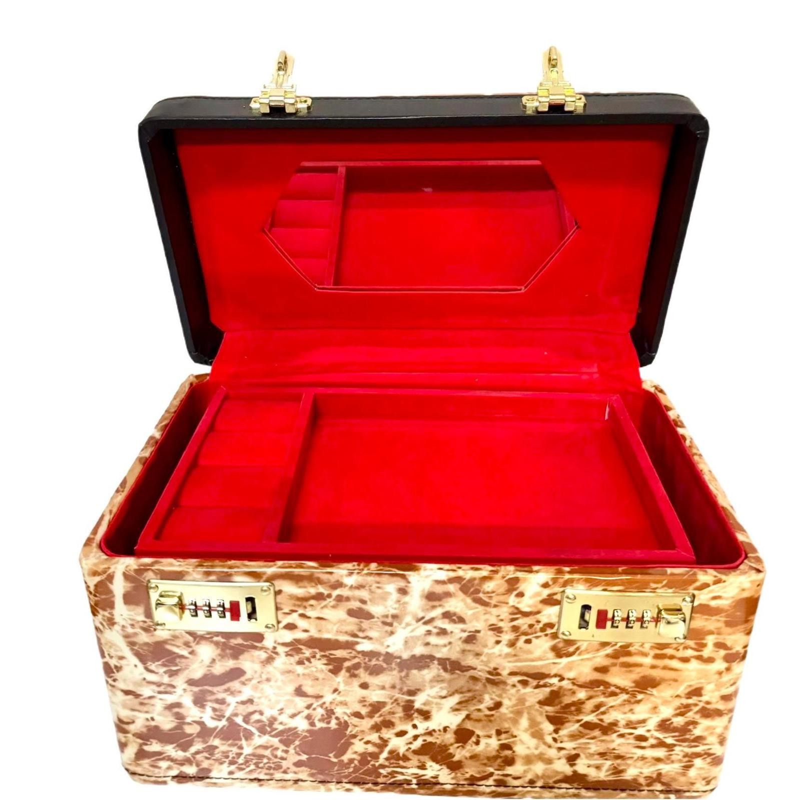 Other Jewelry Briefcase Box Large: PU Leather Organizer with Lock Size ONE SIZE - 2 Thumbnail