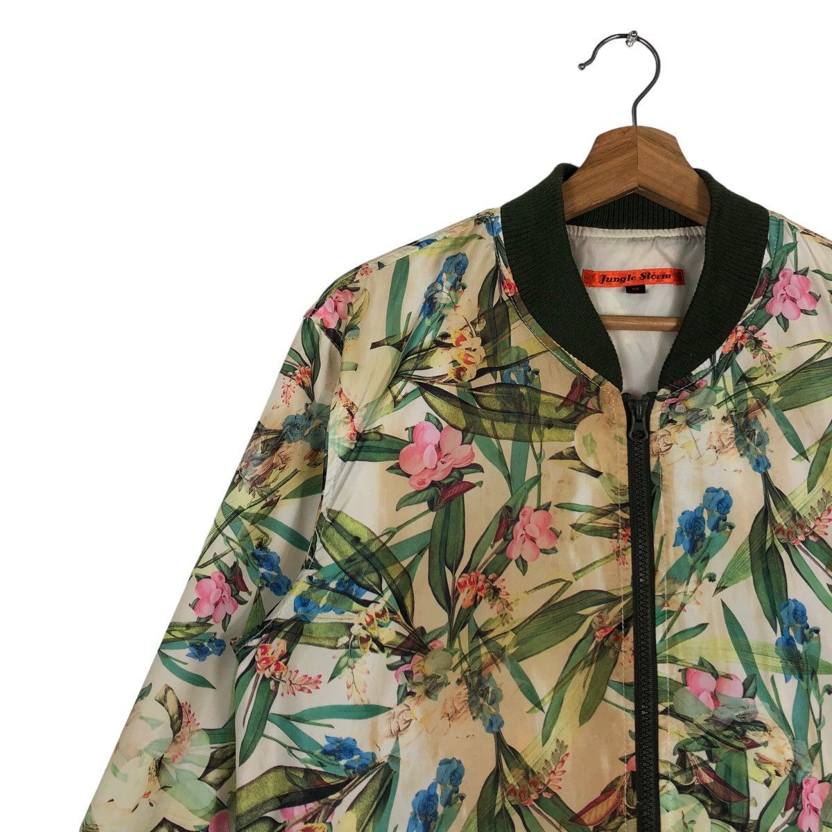 Japanese Brand 🔥90’s Jungle Storm Bomber Jacket Full Print Flower Size US M / EU 48-50 / 2 - 6 Thumbnail