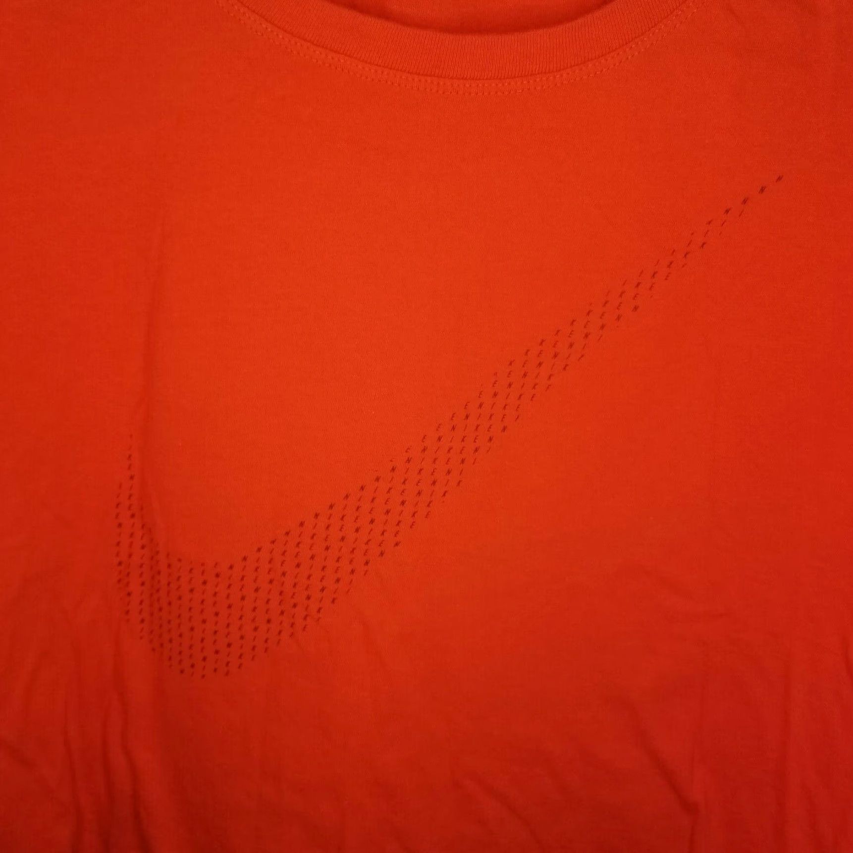 Nike Nike T-Shirt Womens Orange Short Sleeve Large Mens is incorrect, it should be Womens at the end: Nike T-Shirt Orange Short Sleeve Large Womens Size L / US 10 / IT 46 - 2 Thumbnail