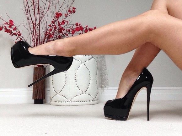 Giuseppe Zanotti Giuseppe Zanotti Black Patent Pumps 35 EU Size US 5 / IT 35 - 3 Thumbnail