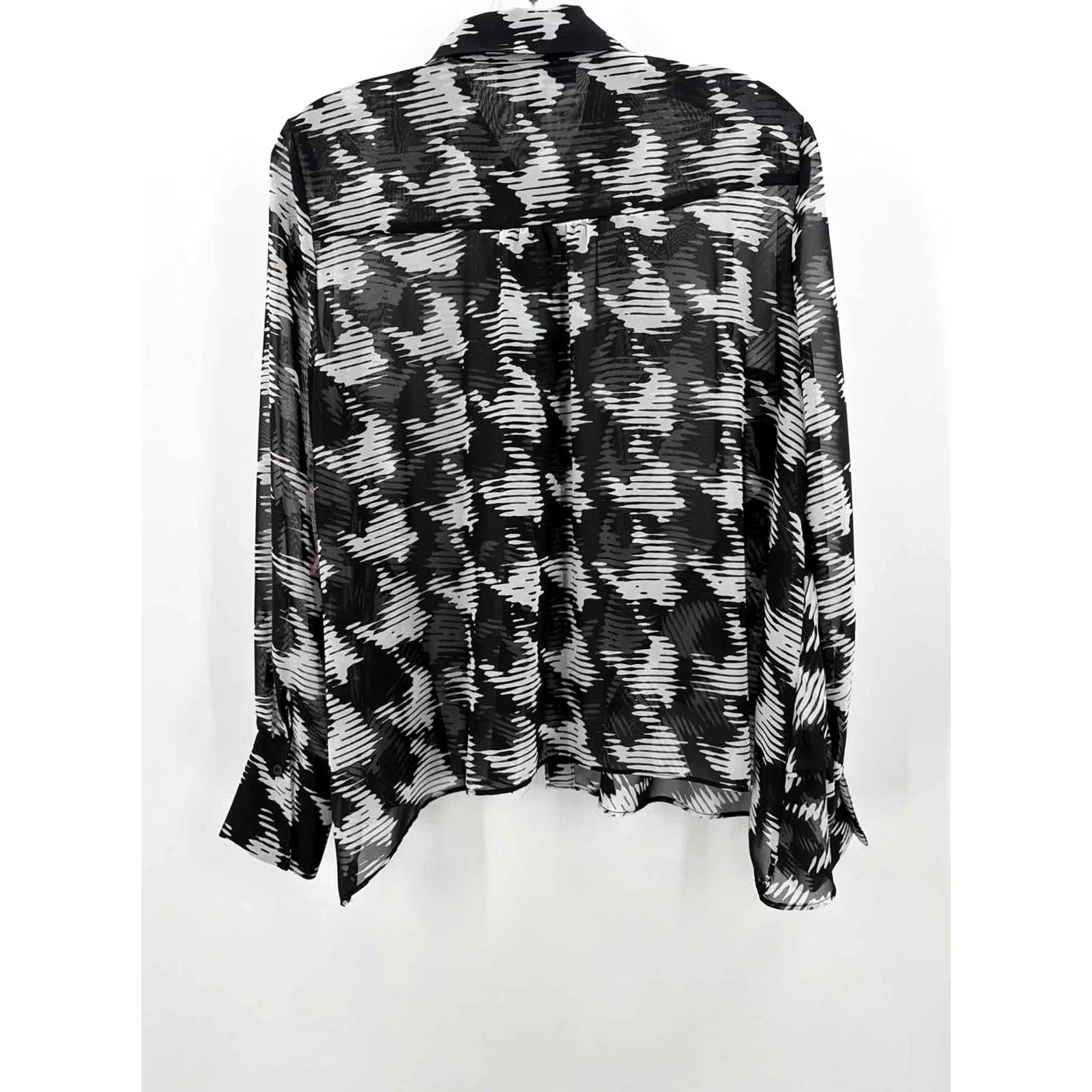 Incu INC Small Black Pre Owned Size Button Down Size S / US 4 / IT 40 - 2 Thumbnail