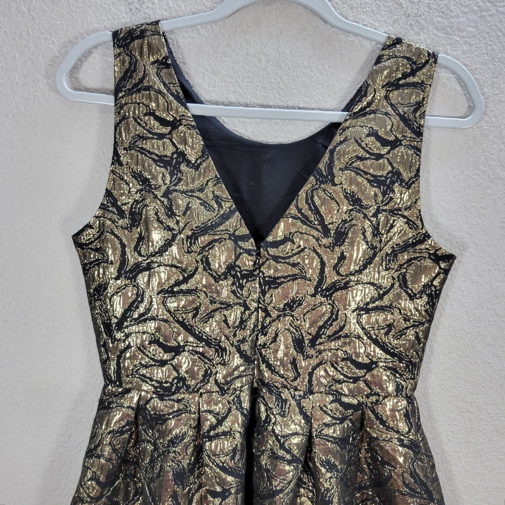BB Dakota BB Dakota Jack Black Gold Metallic Mini Dress Fit & Flare Sleeveless Size 4 Party Cocktail Womens Style: Metal, Cotton Polyester Satin? Size S / US 4 / IT 40 - 5 Thumbnail