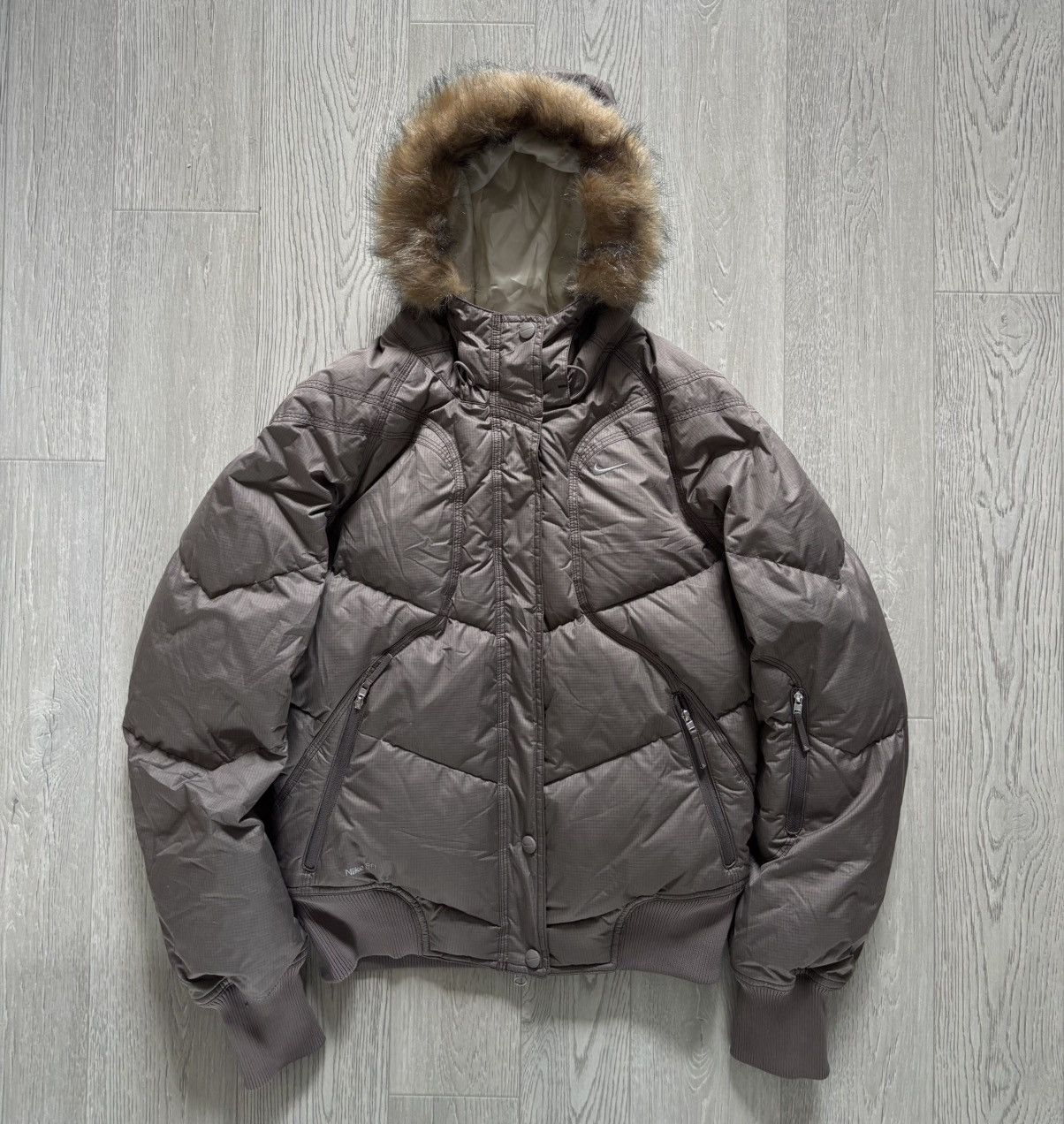 Nike Nike Vintage Bomber Puffer Jacket Fur Hooded Y2K 90s Size S / US 4 / IT 40 - 1 Thumbnail
