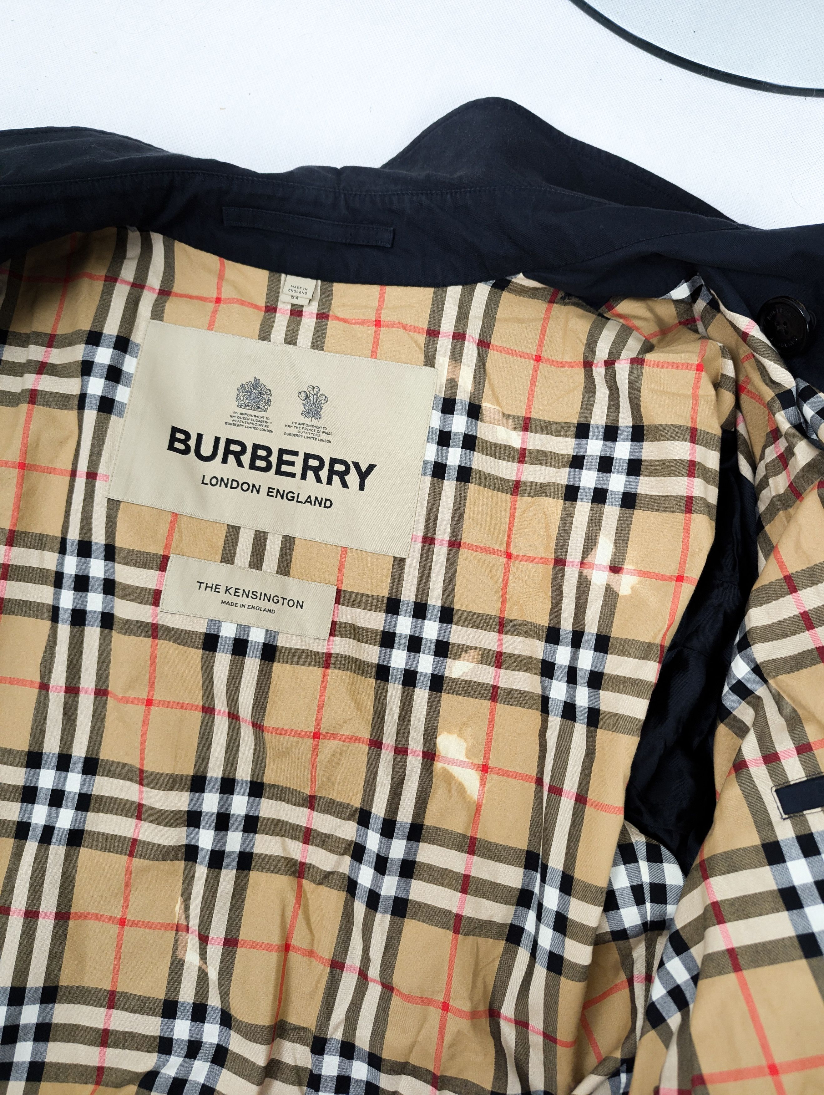 Burberry Burberry black nova check trench coat 54 L Size US L / EU 52-54 / 3 - 19 Thumbnail