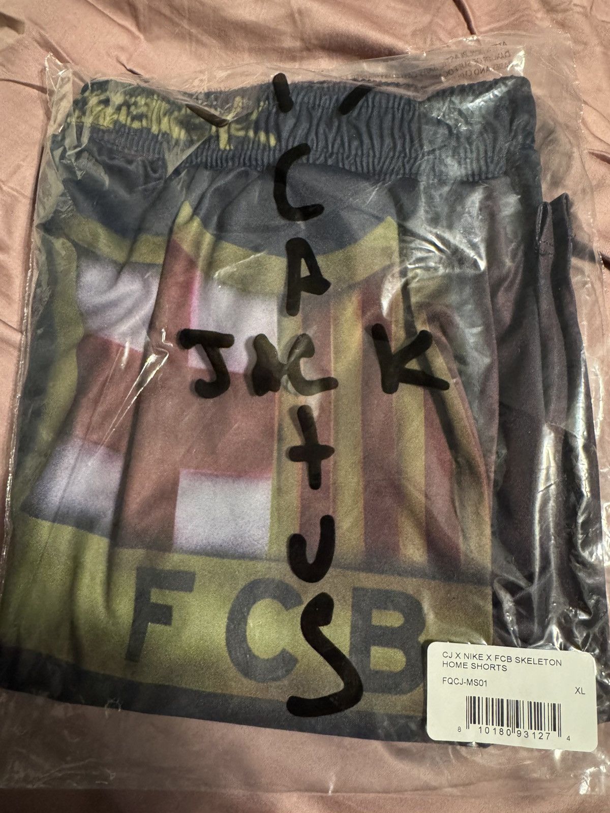 Nike × Travis Scott Cactus Jack FC Barcelona Nike Shorts Size US 36 / EU 52 - 2 Thumbnail