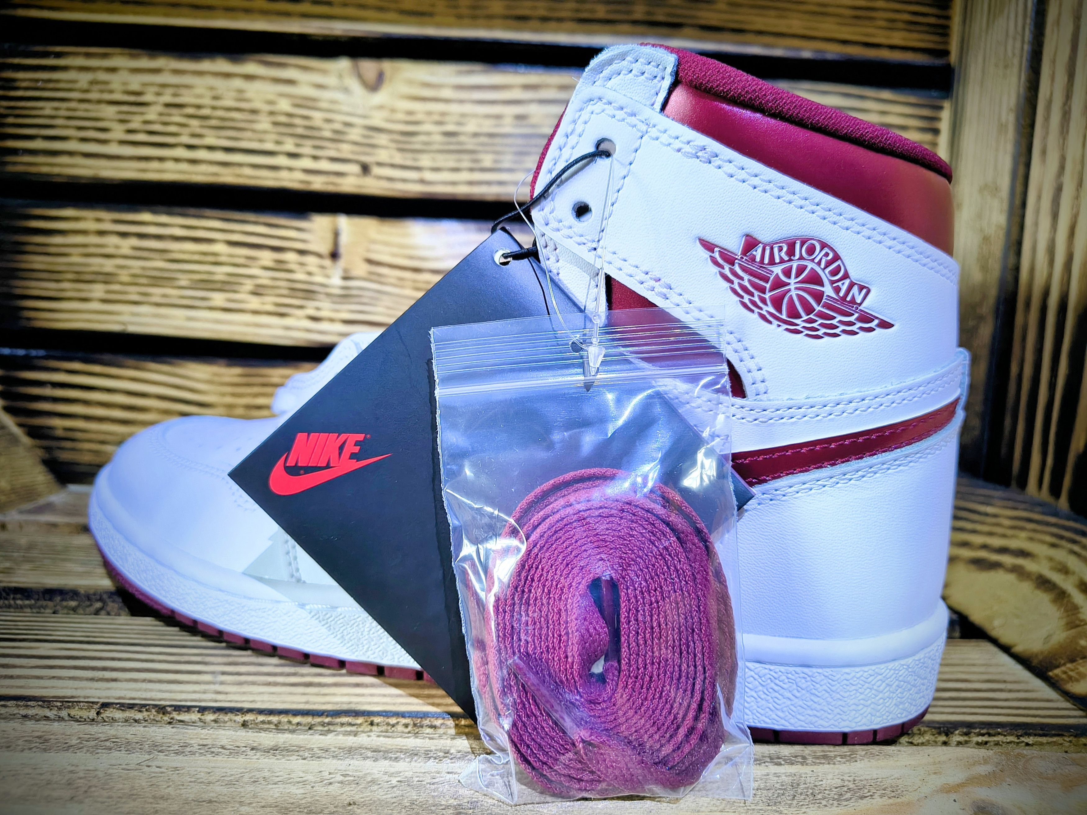 Nike Air Jordan 1 High '85 "Metallic Burgundy" Brand New Size US 9 / EU 42 - 7 Thumbnail