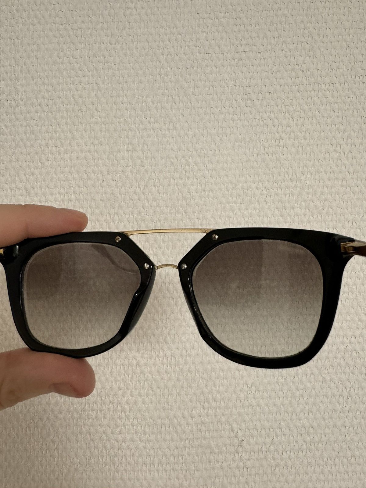 Prada Prada SPR 13Q 5420 sunglasses Gold / Black Size ONE SIZE - 10 Thumbnail