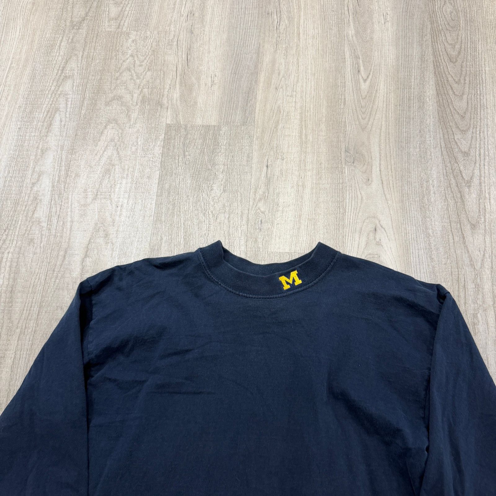 Vintage Vintage Michigan Wolverines Shirt Mens Large Long Sleeve 90s Size US L / EU 52-54 / 3 - 2 Thumbnail