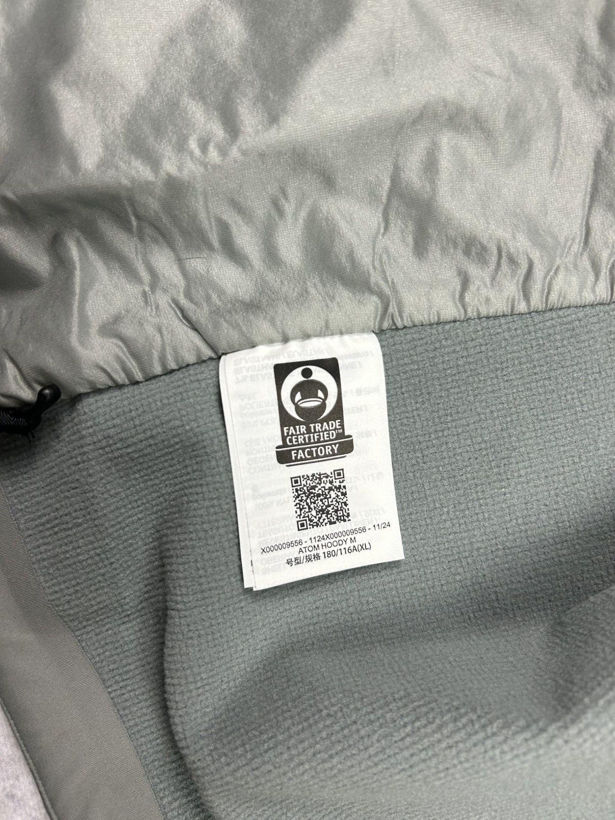 Arc'teryx Arc’teryx Atom Hoody Void XL Size US XL / EU 56 / 4 - 7 Thumbnail