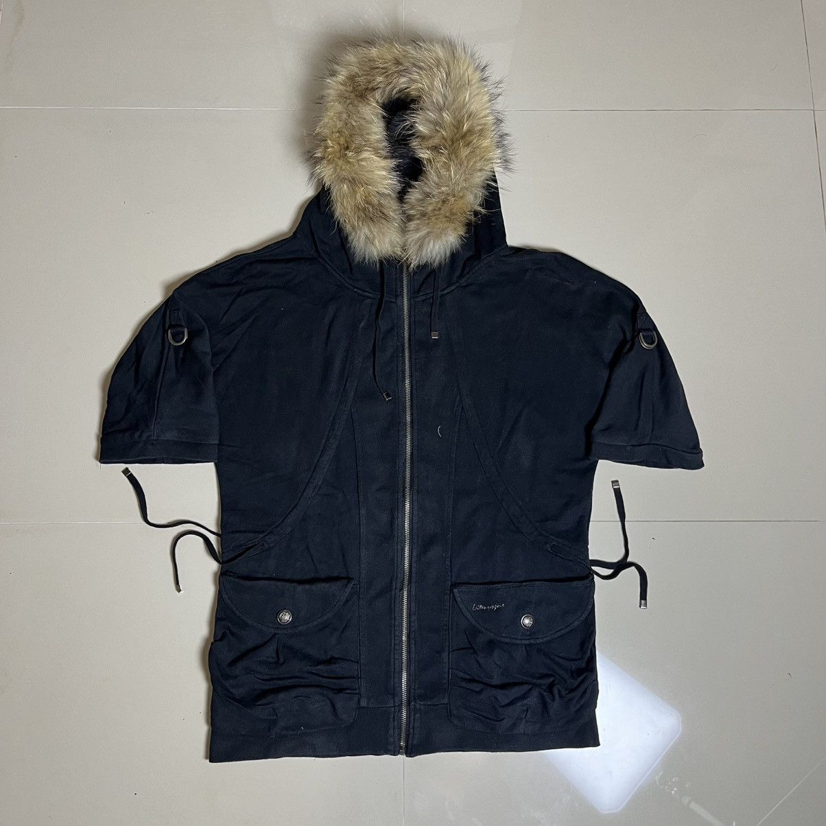 Le Grande Bleu (L.G.B.) Litmus Jeans Fur Trim Techwear Short Sleeve Hoodie Size US M / EU 48-50 / 2 - 1 Thumbnail