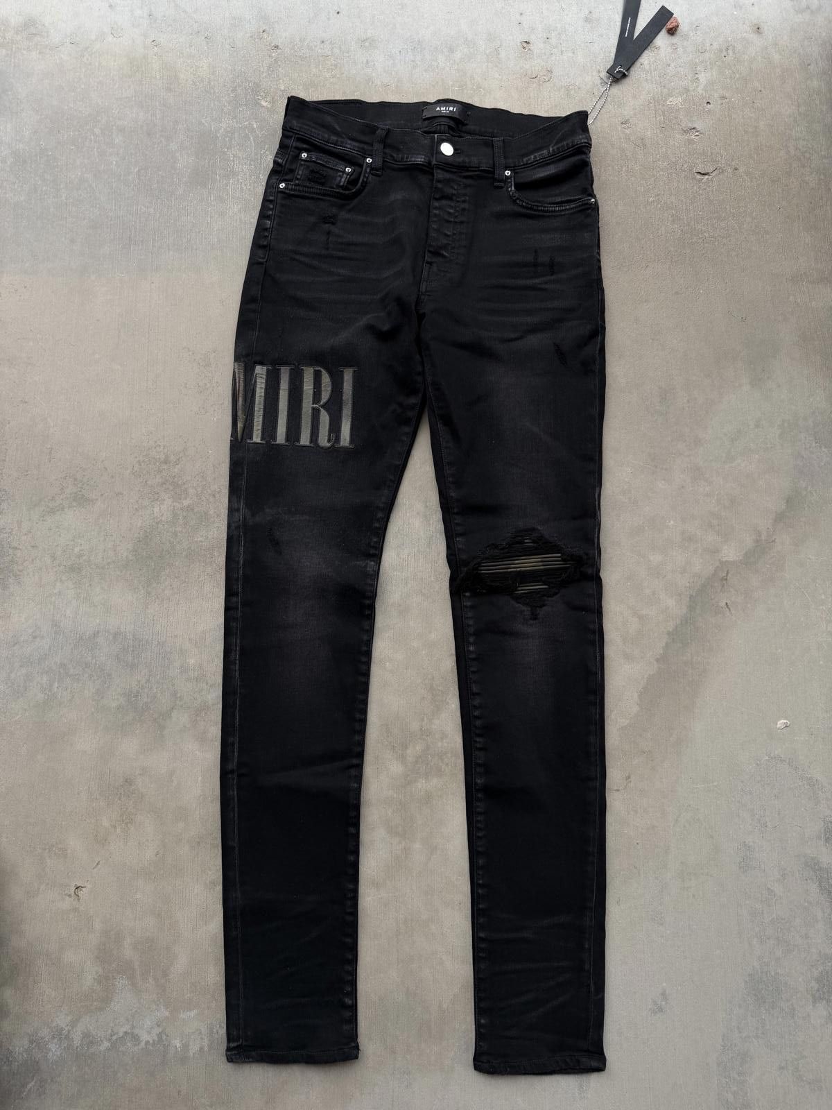 Jean AMIRI Core Skinny Noir – Appliqué Camouflage – Taille 38 Homme – Neuf