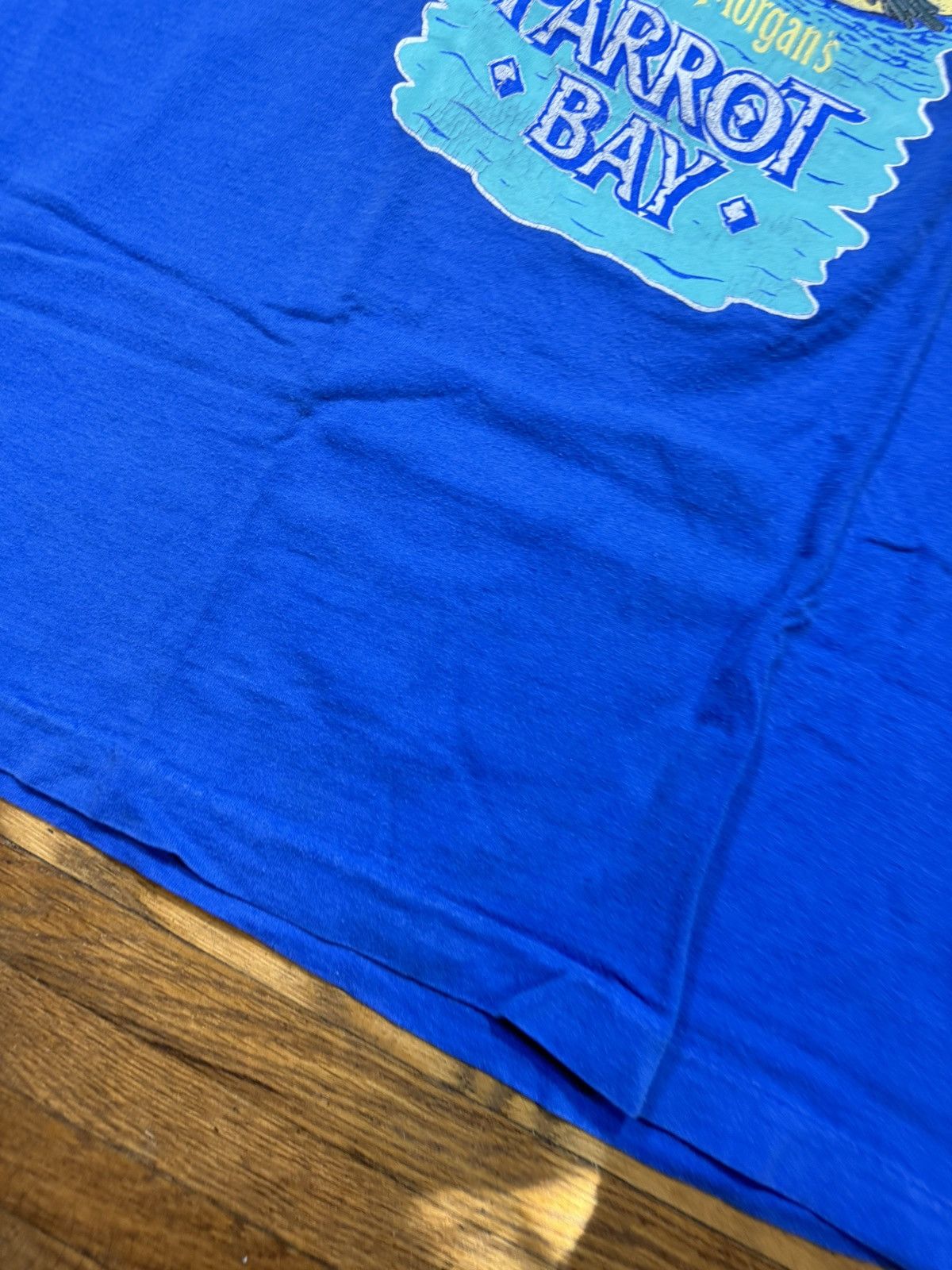 Vintage Vintage Captain Morgan Parrot Bay Shirt Size US XL / EU 56 / 4 - 3 Thumbnail