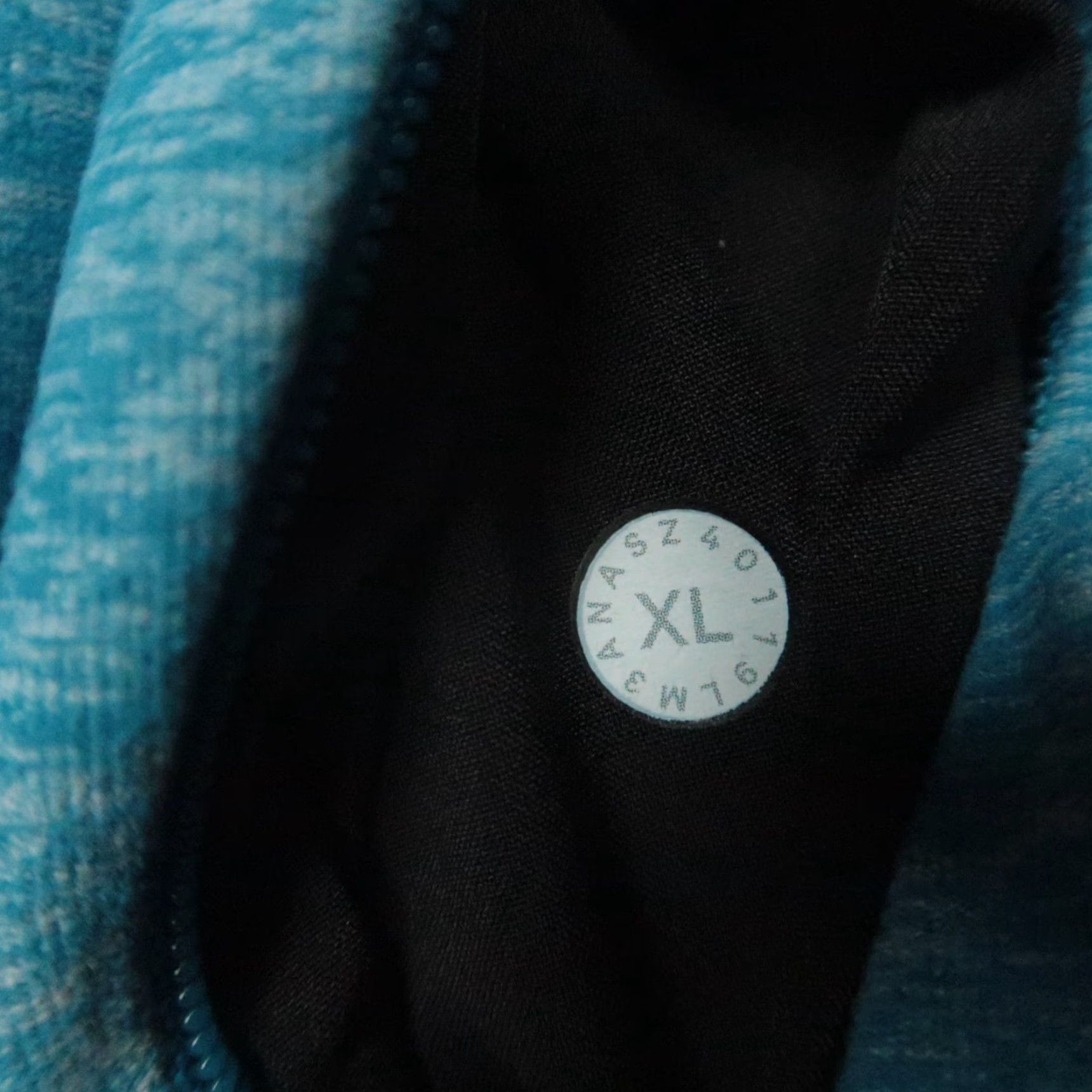Lululemon Lululemon Pullover Mens XL Blue Surge Long Sleeve Crew Training Performance Shirt Size US XL / EU 56 / 4 - 5 Thumbnail