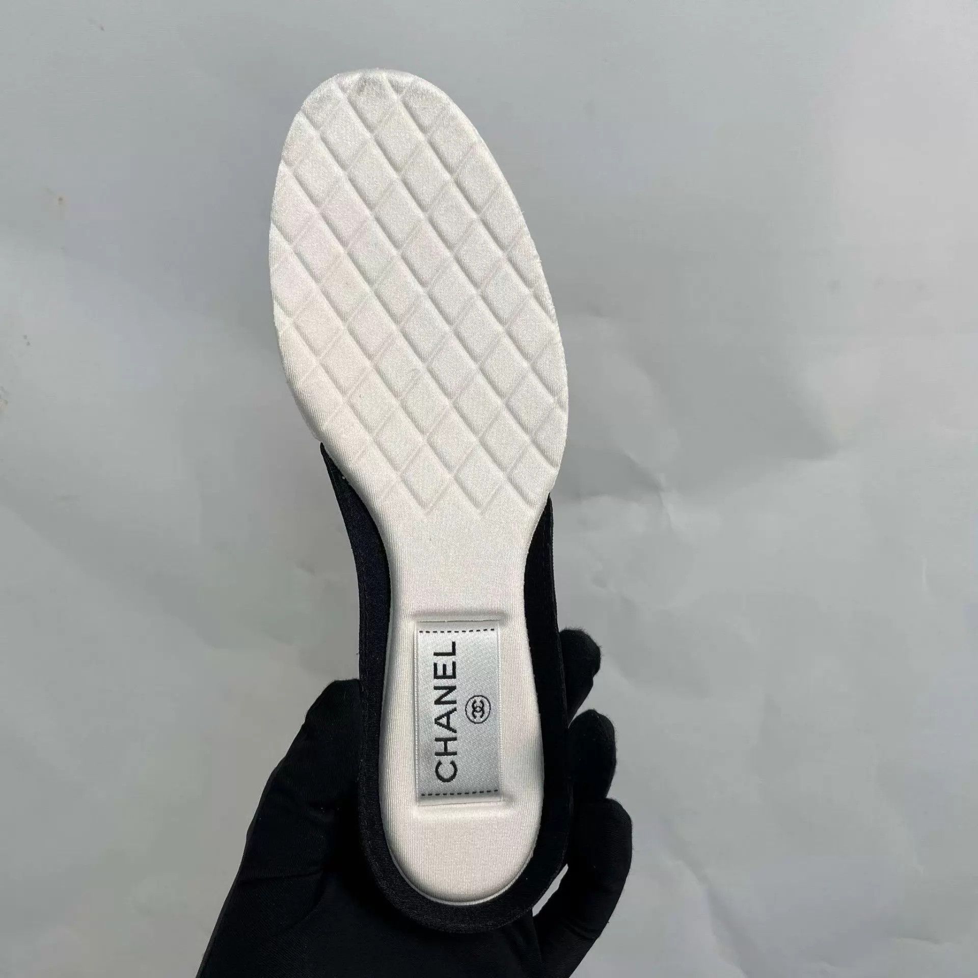 Chanel Chanel white calfskin sneakers size 37 Size US 6.5 / IT 36.5 - 6 Thumbnail