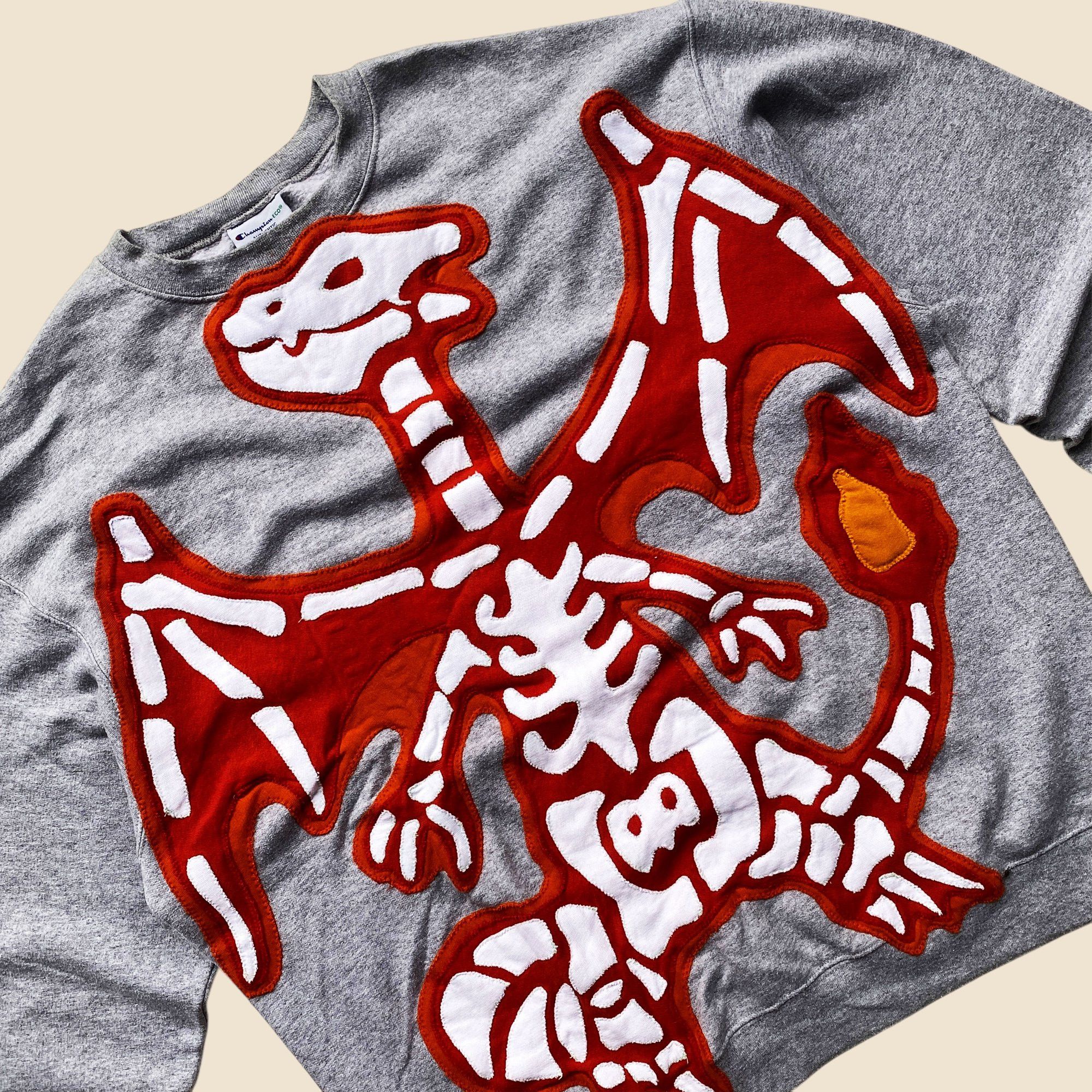 Handmade 1 OF 1 REWORKED POKE "FOSSIL" CUT & SEWN SWEATSHIRT SIZE XL Size US XL / EU 56 / 4 - 4 Thumbnail