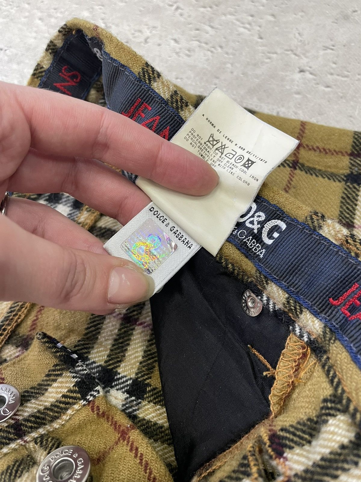 Burberry Vintage dolce Gabbana X Burberry nova check slim pants Size US 33 - 6 Thumbnail