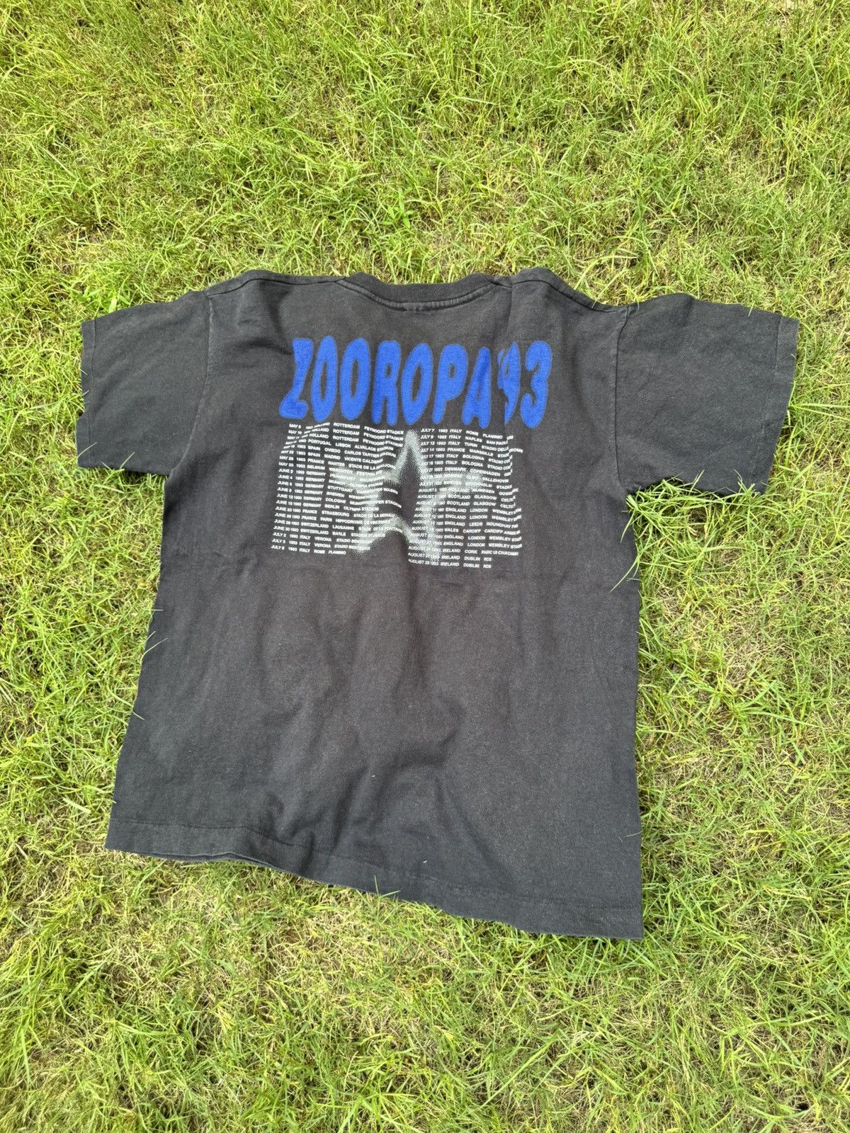 Vintage Vintage U2 T-shirt Zoo TV Tour 90's Zooropa Size US XL / EU 56 / 4 - 9 Thumbnail