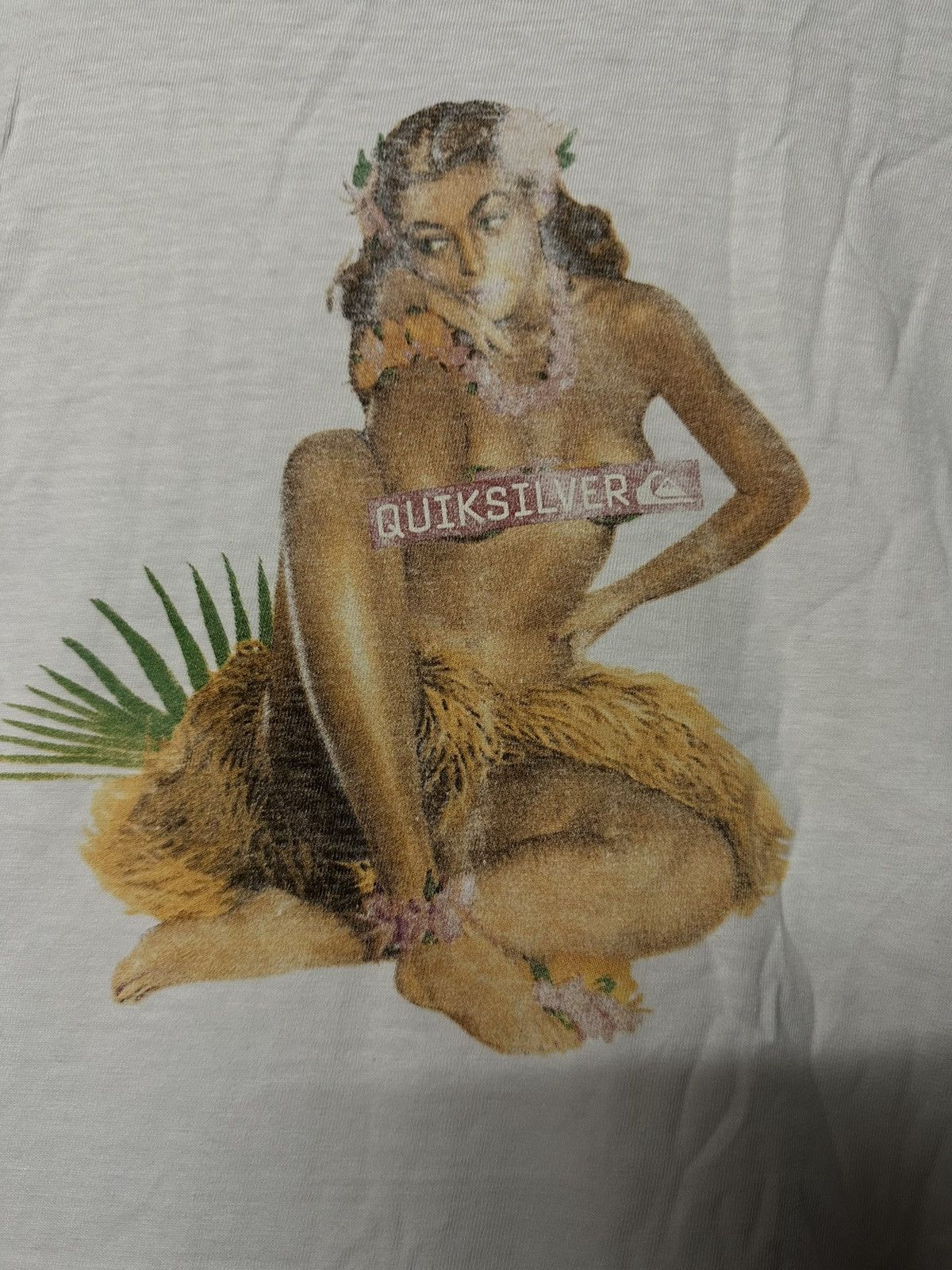 Quiksilver Vintage 90s Quiksilver Nekad Girl Aloha Faded Tee Size US L / EU 52-54 / 3 - 2 Thumbnail