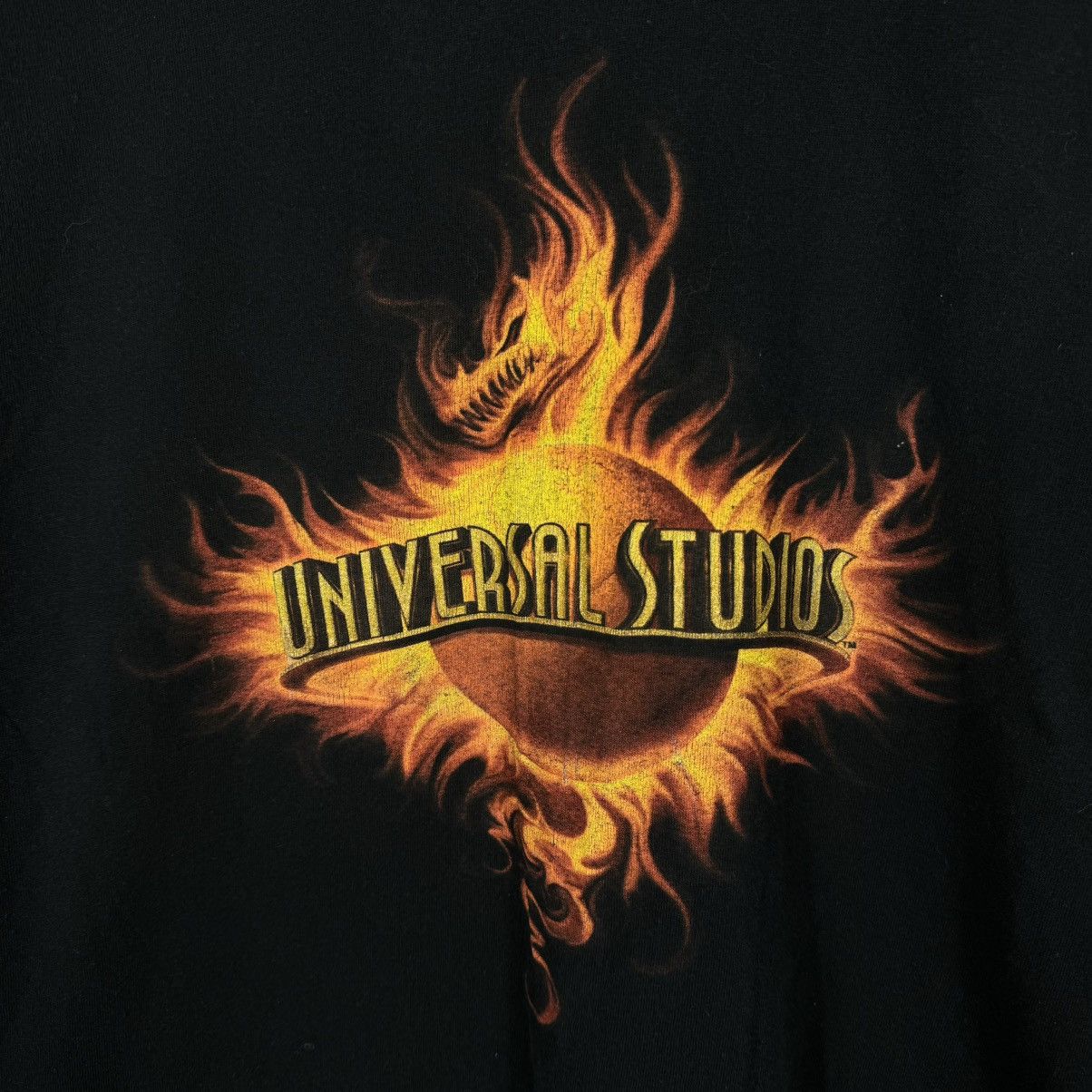 Vintage Vintage 90s Universal Studios Orlando Flame T-shirt Size US M / EU 48-50 / 2 - 5 Thumbnail