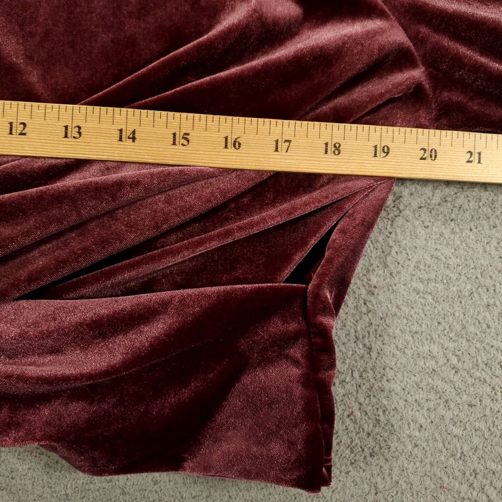 Vintage Womens Velvet Cropped Top Size 18 Rouched Draped Flowy Front Stretch Blouse Eloquii Purple Velvet Regular Womens 18 Cropped Top Size XXL / US 16-18 / IT 52-54 - 4 Thumbnail